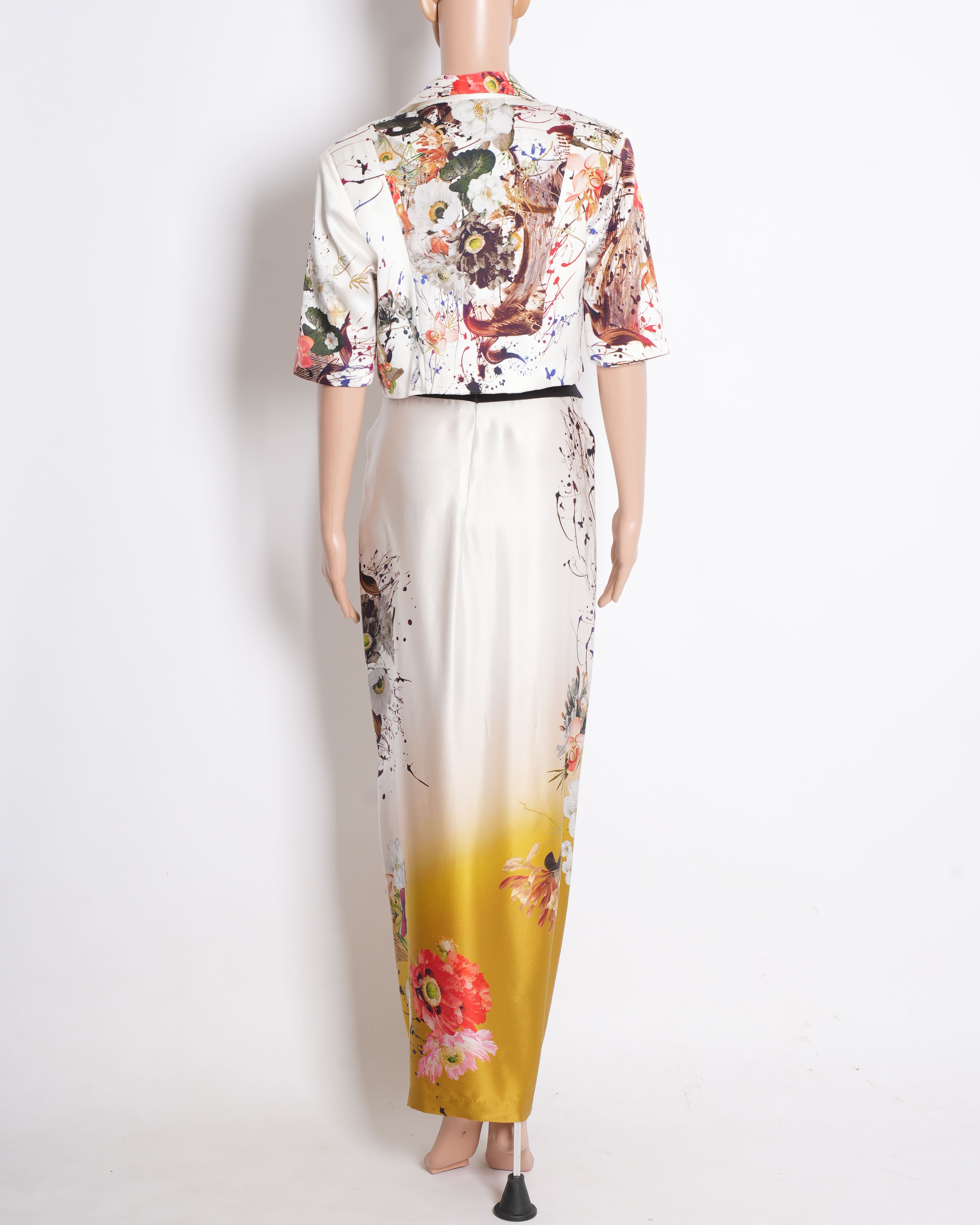 Anamika Khanna Co-ord Set in Multicolour Floral Print
