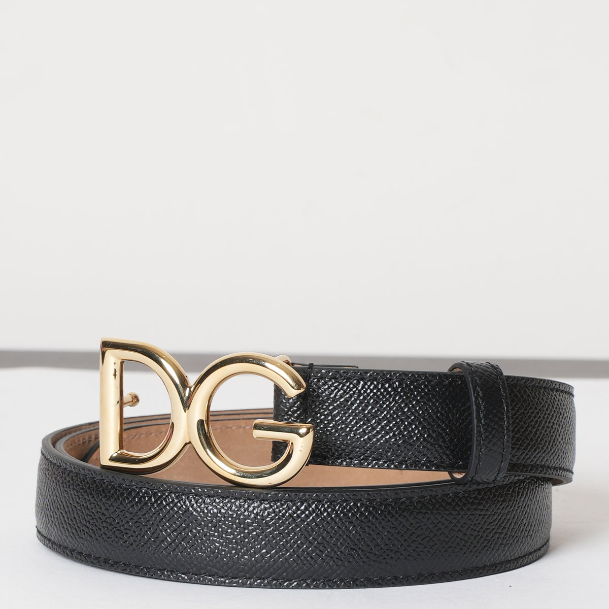 Dolce & Gabbana Black and Gold Patterned Jacquard Women\'s Belt Dolce&Gabbana DG Logo Buckle Leather Belt | Neiman Marcus main image 4