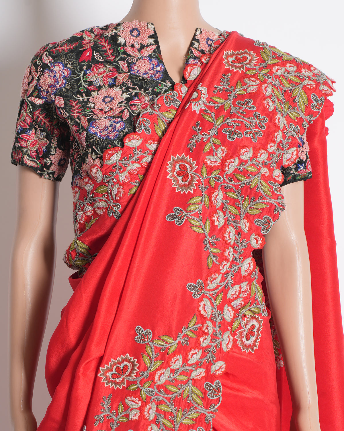 New Anamika Khanna French Knot Saree With Prestitched Blouse