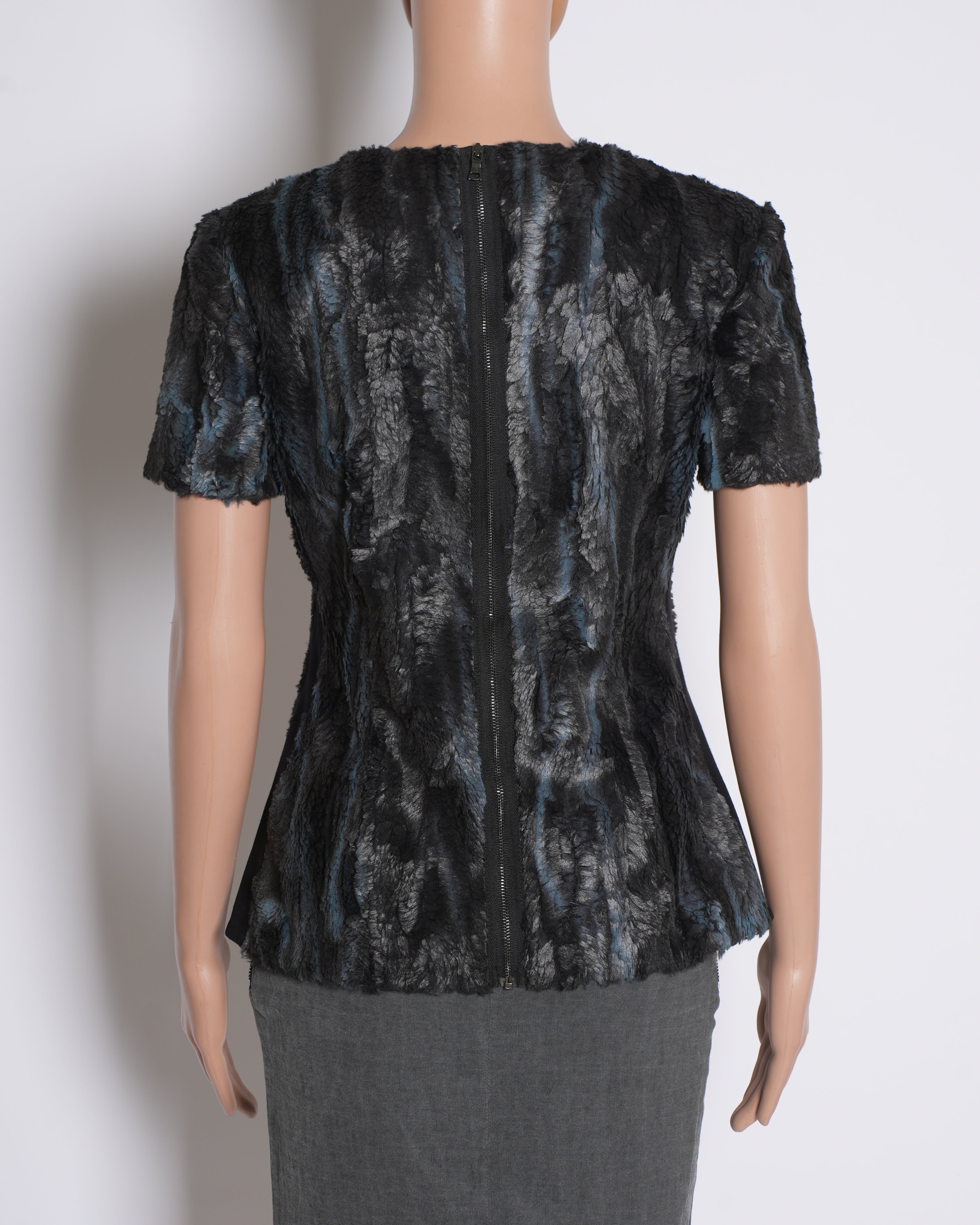 BCBG textured Top