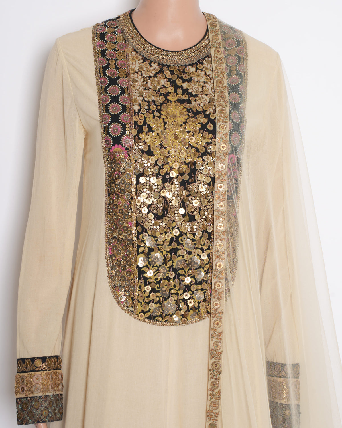 Sabyasachi Sequin Work Kurta Set Of 3 In Beige WIth Thick Border