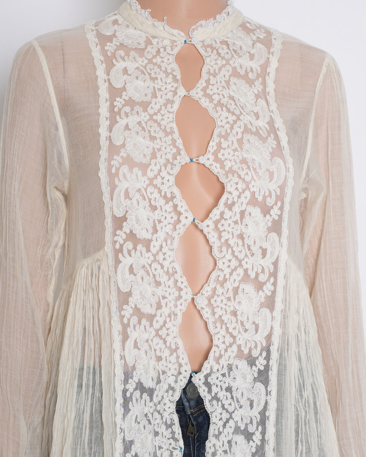 Pero Shrug In Cream WIth Lace Detailing