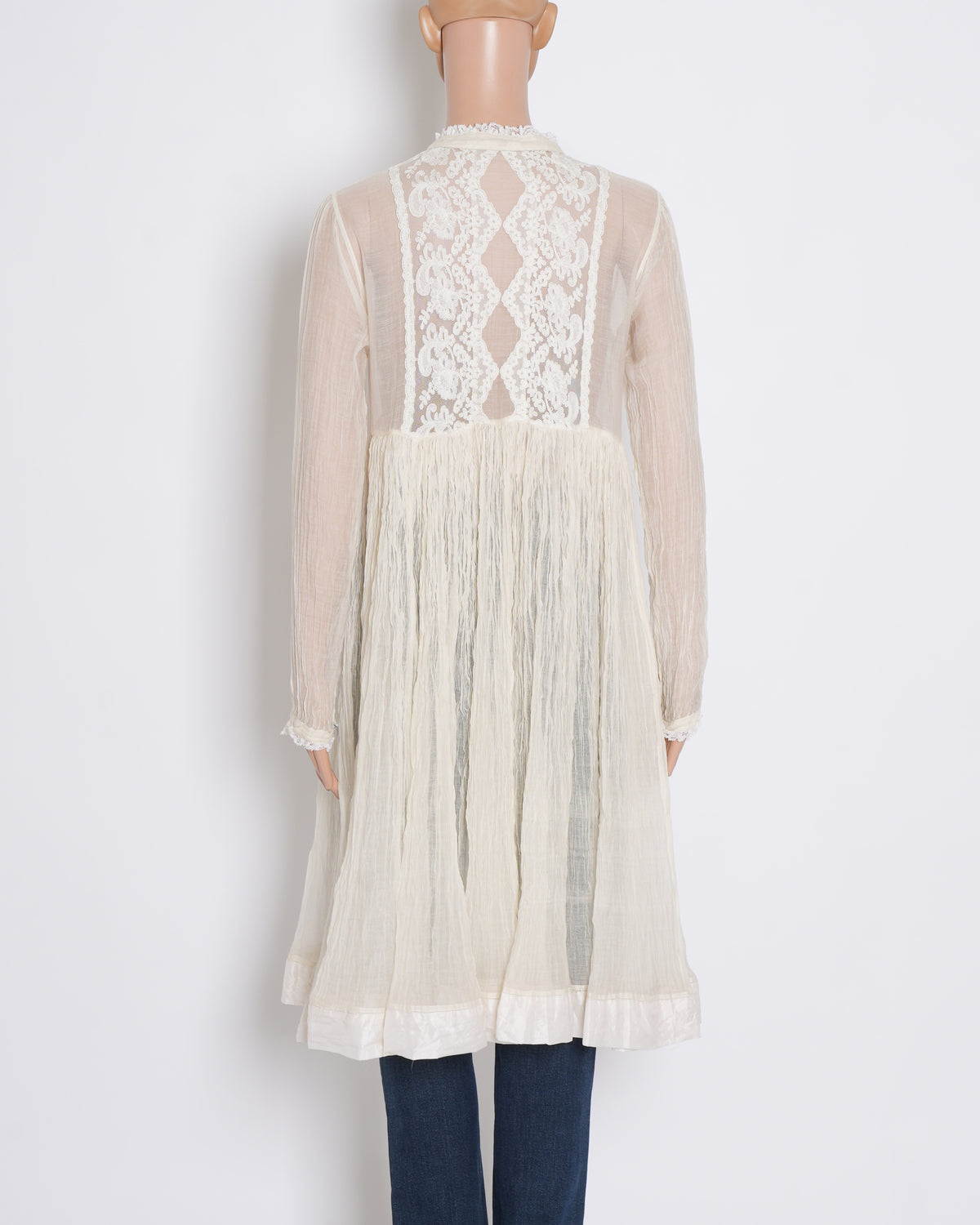Pero Shrug In Cream WIth Lace Detailing