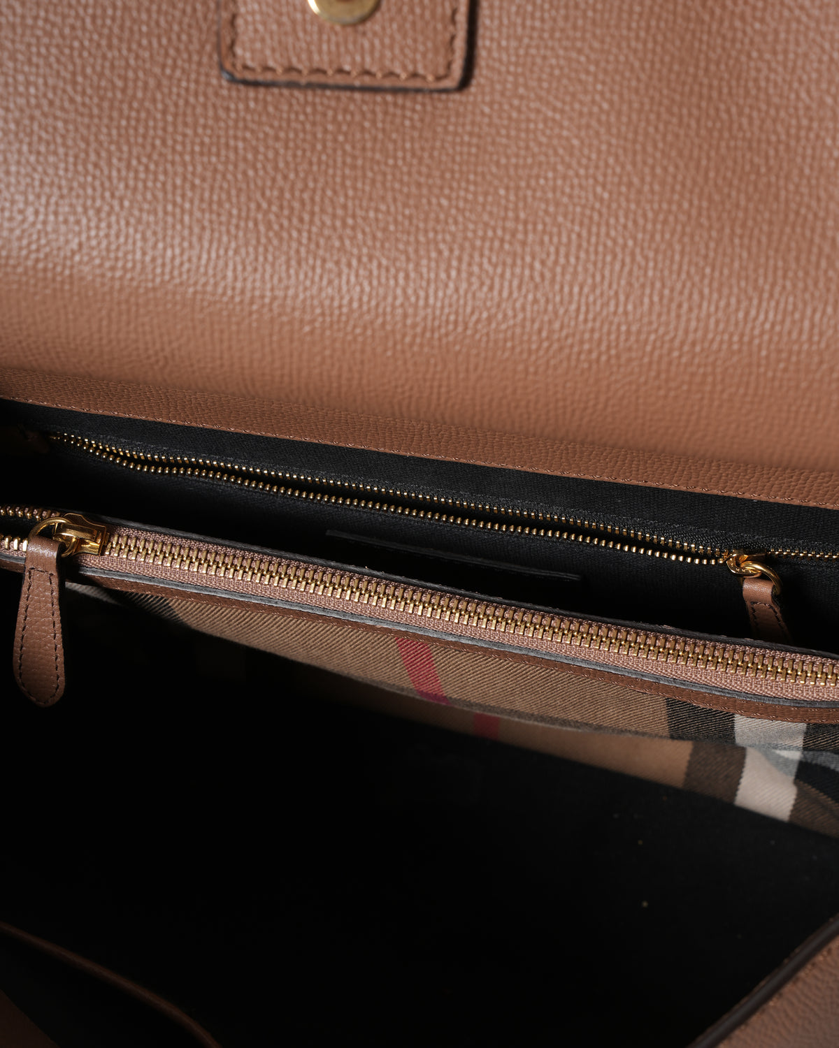 Burberry Medium Camberley Bag