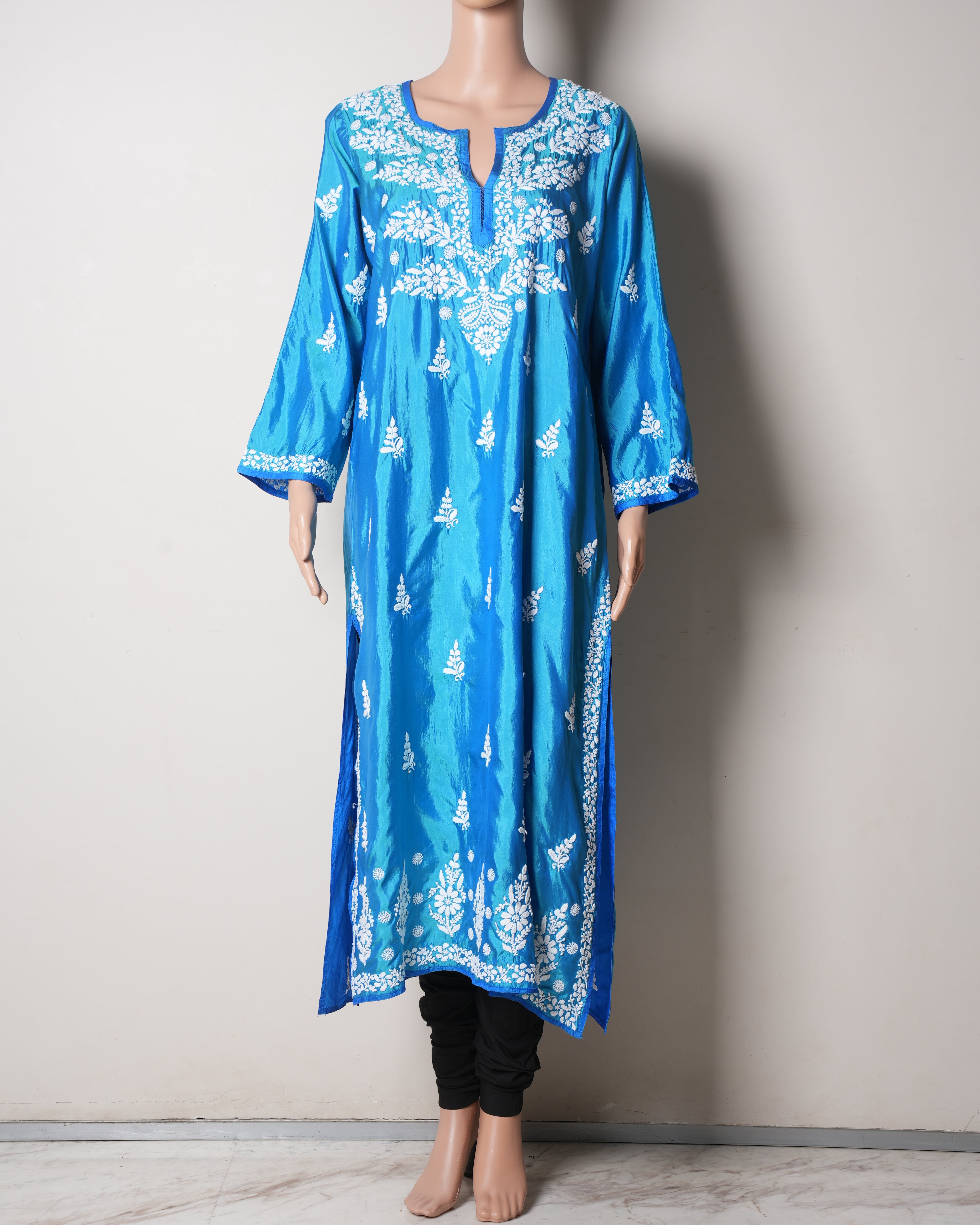 New Ahilaya Embroidered Kurta In Blue