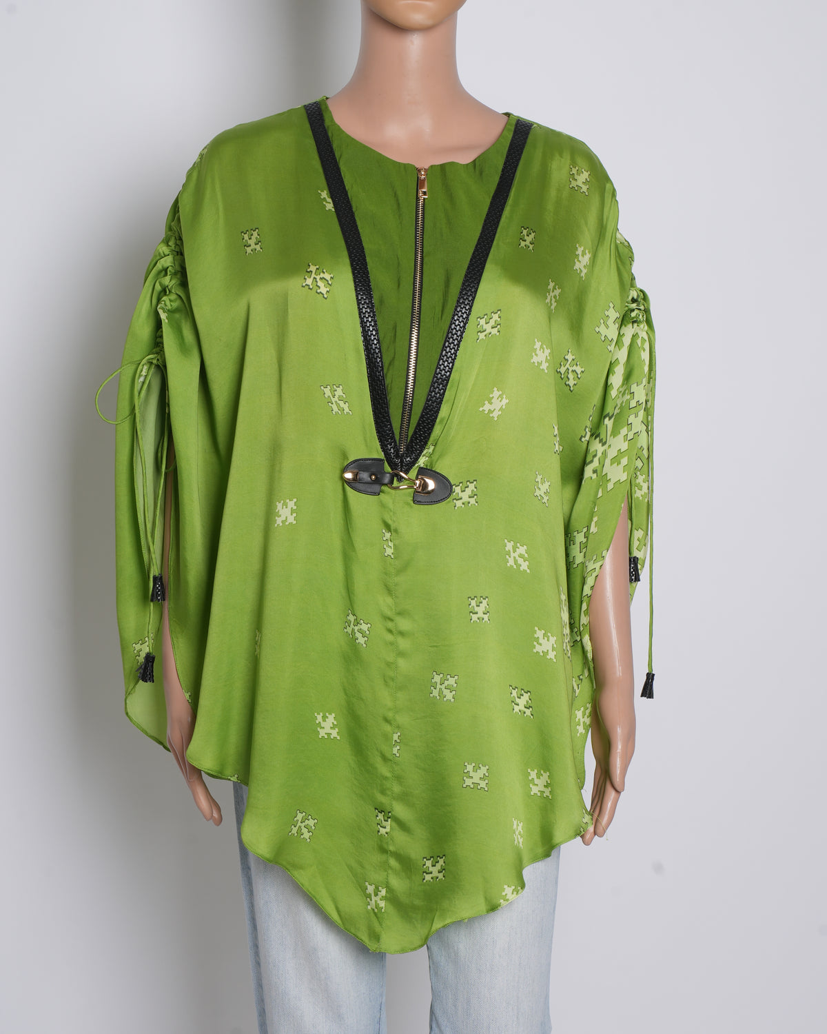 Kamaali Pret Tatsuo Kaftan In Green Bemberg Satin