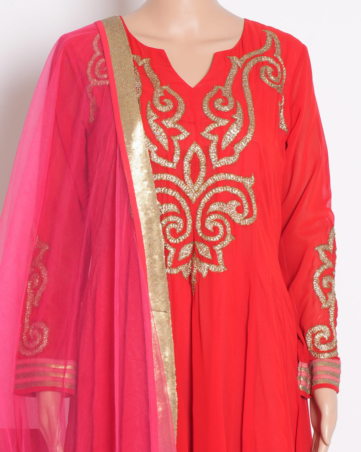 Gopi vaid red embroidered anarkali (set of 2)