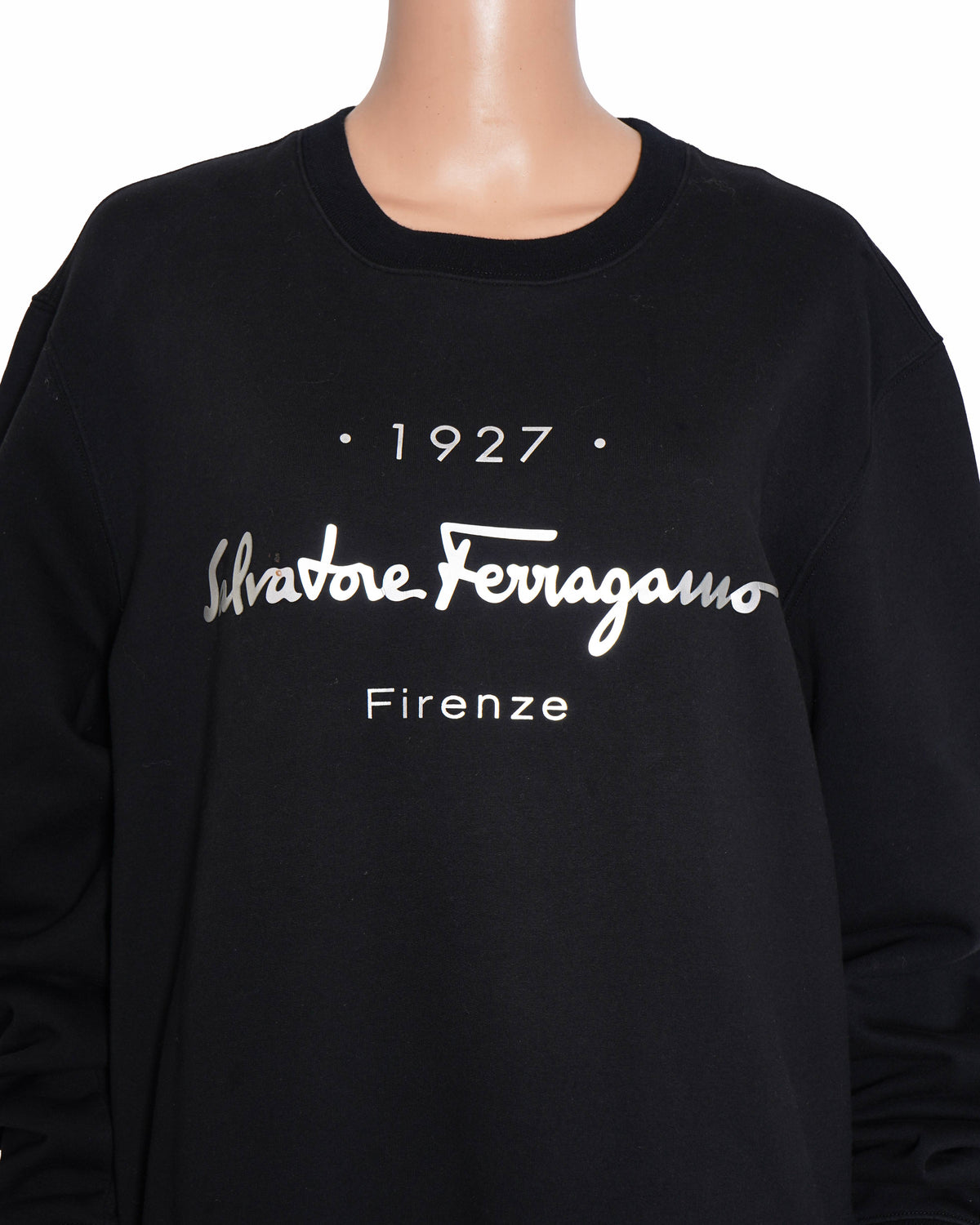 Salvatore Ferragamo full sleeves black Sweater