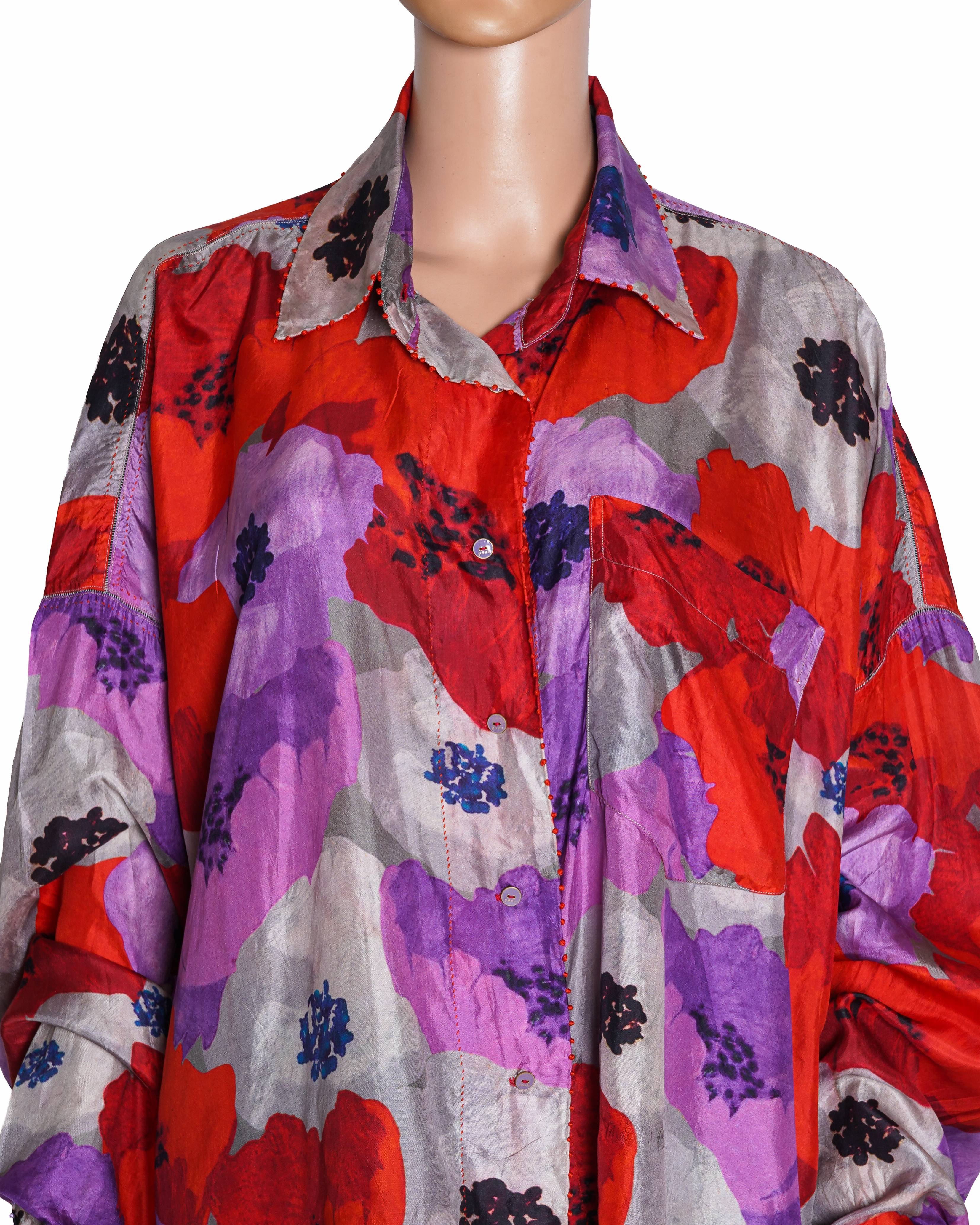 Péro Floral Gathered Shirt in Red/ Purple
