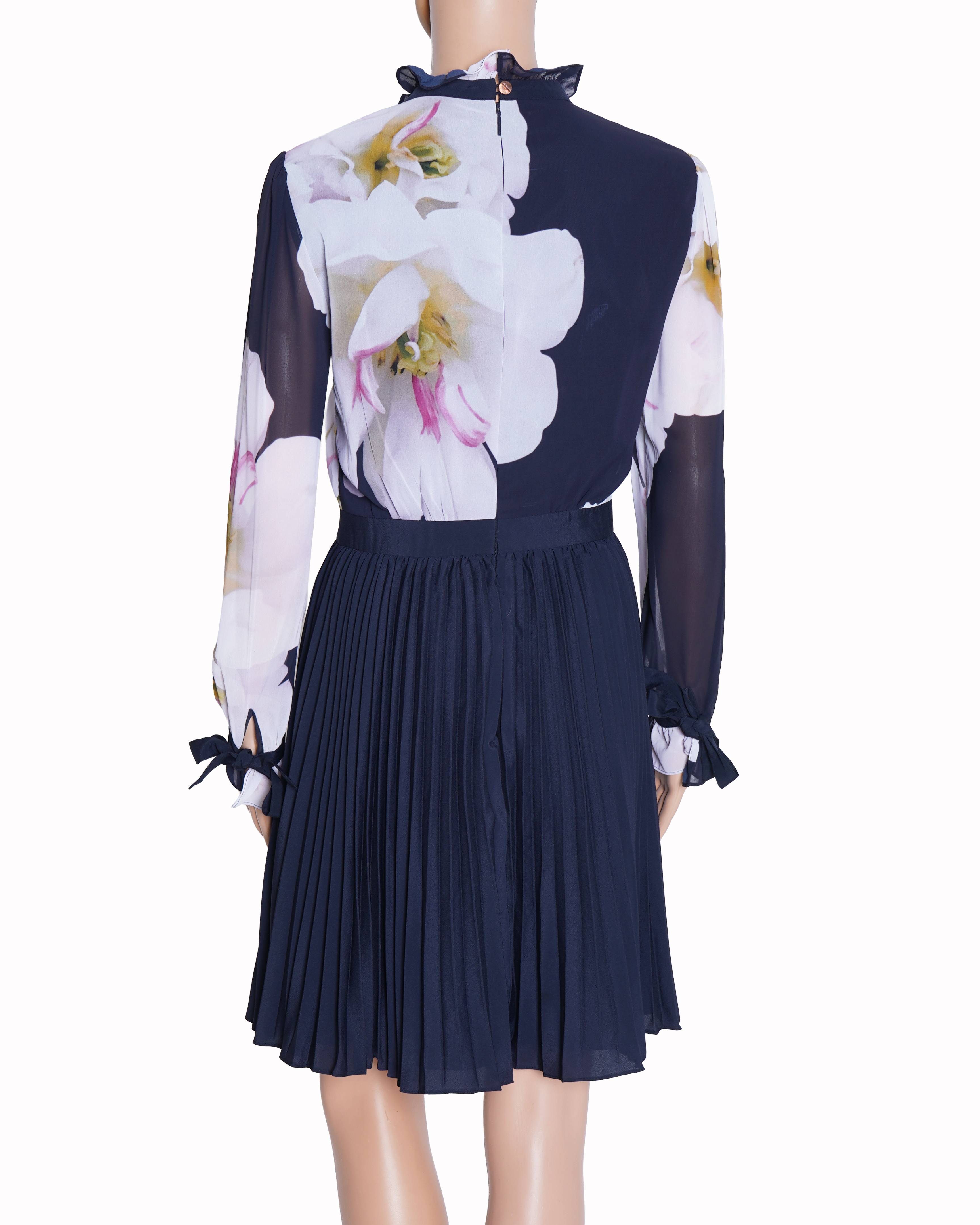Ted Baker 
ELLONA gardenia dress