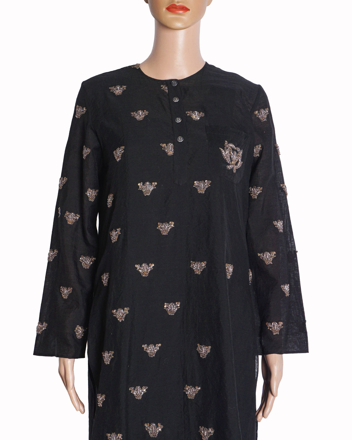 Anamika Khanna Black Metallic Embroidered Kurta Set