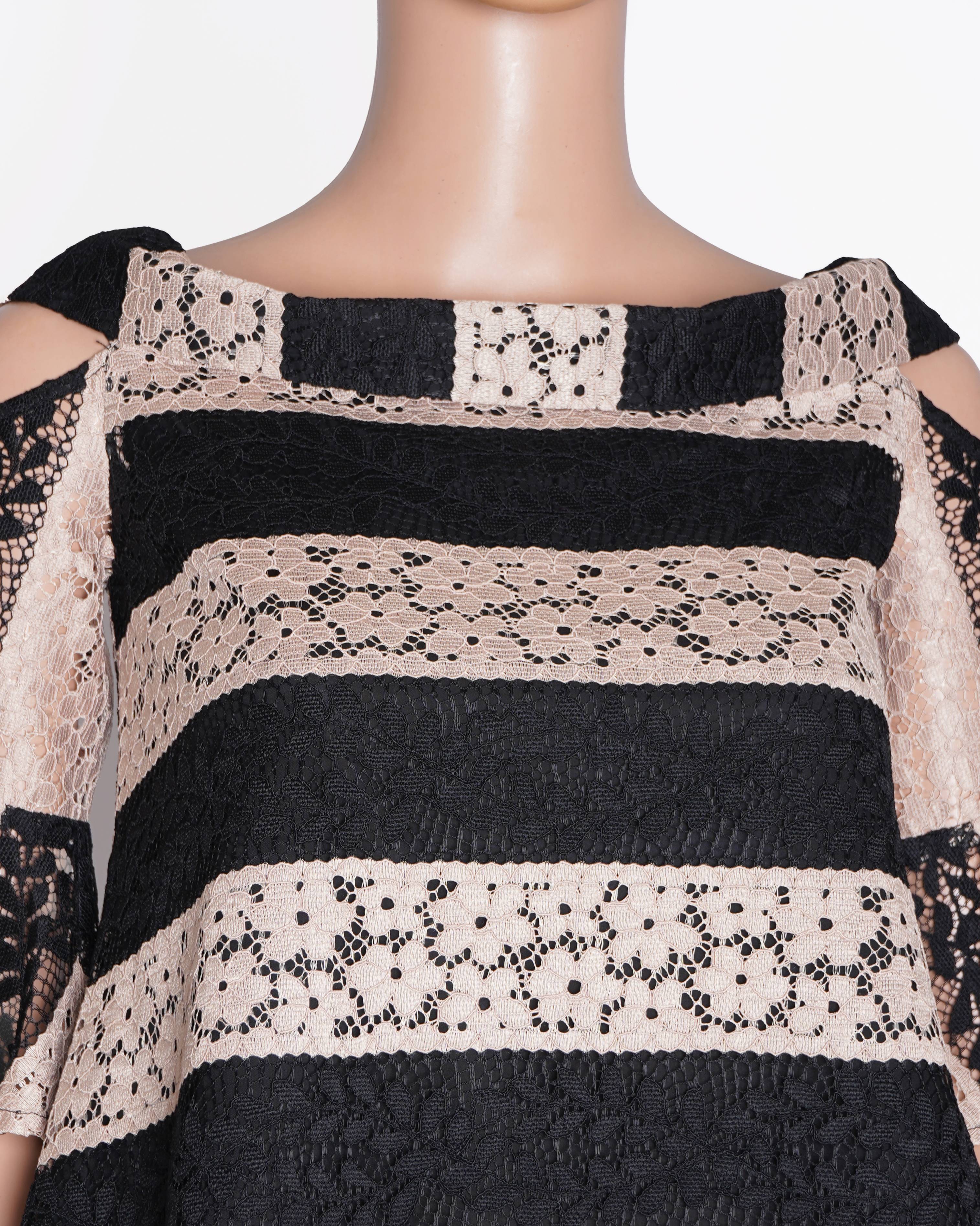 New Cue Lace off-shoulder Top