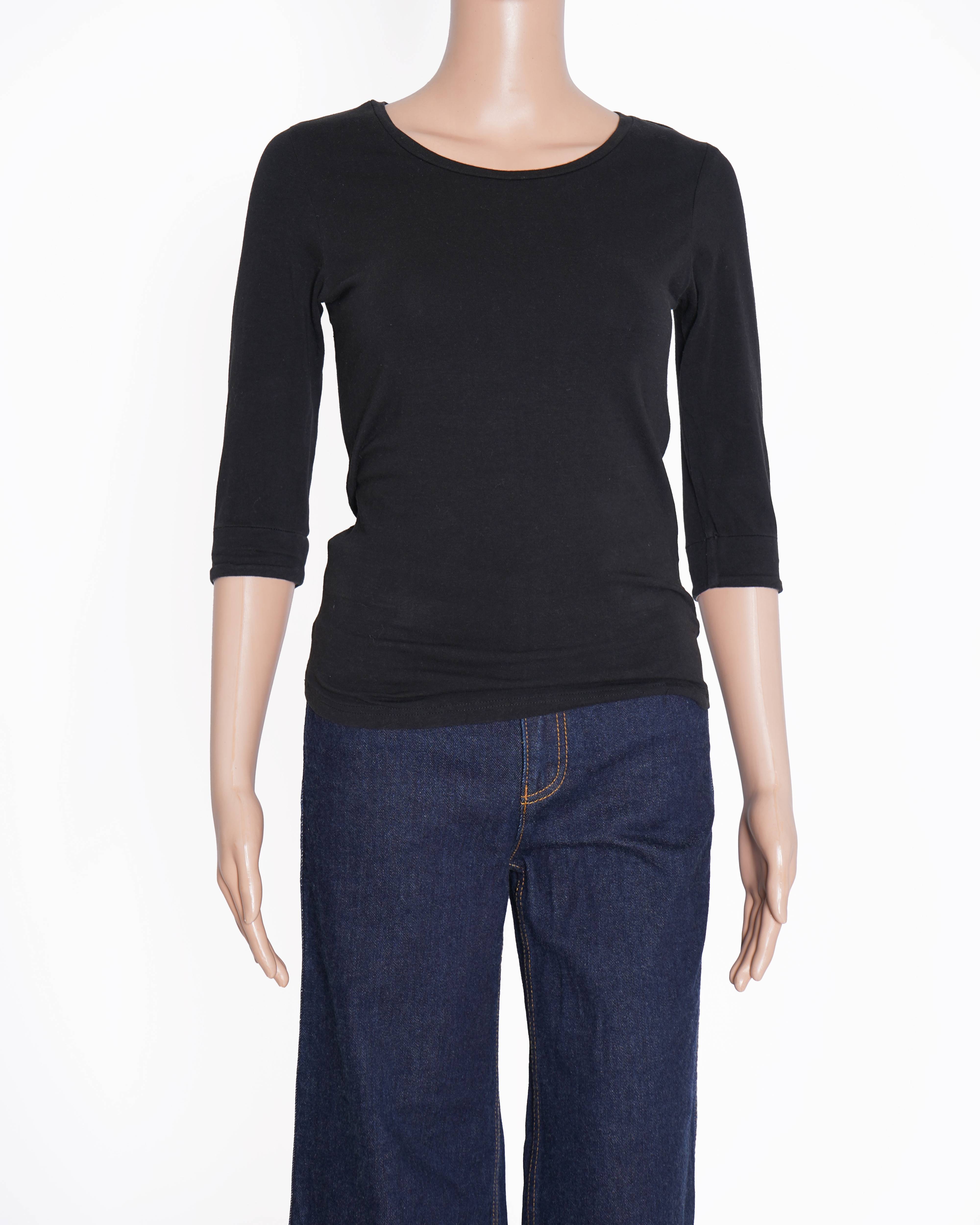 Burberry T-shirt in black