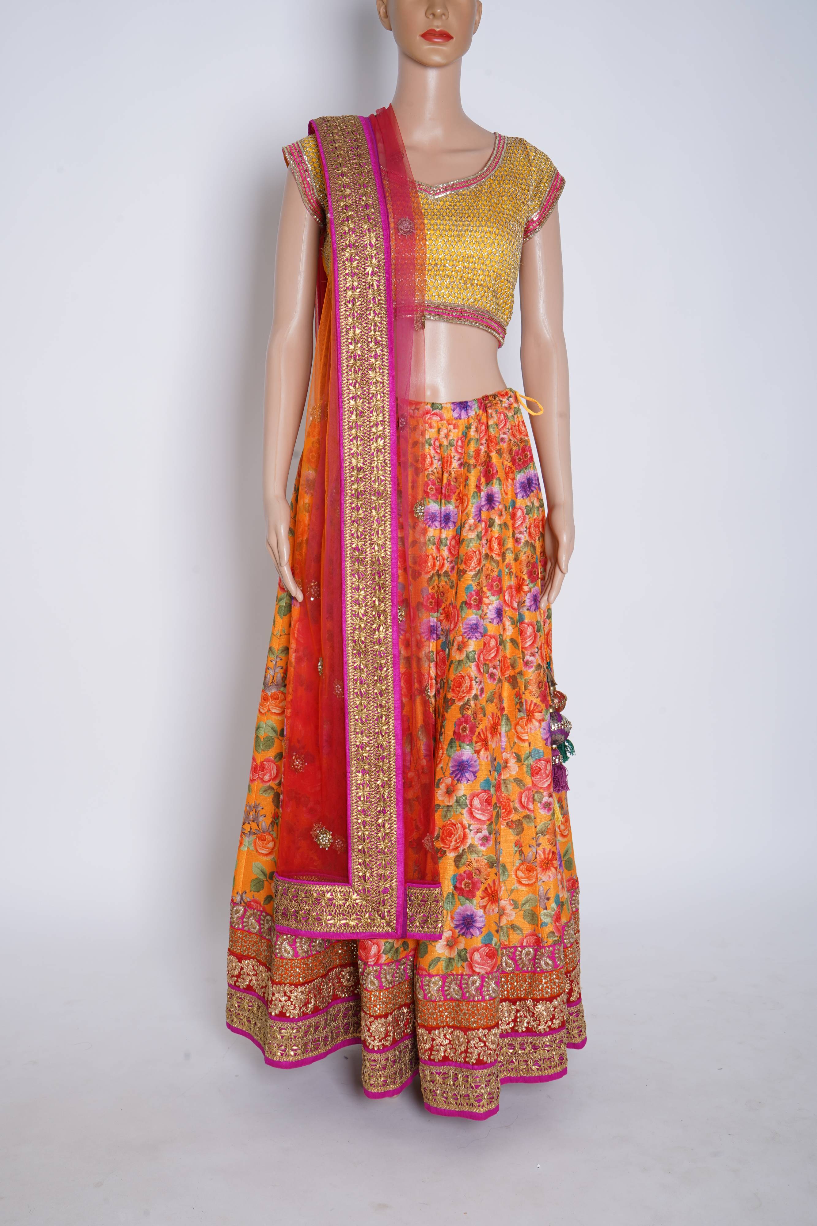 Gopi Vaid 
Floral print lehanga set of 2