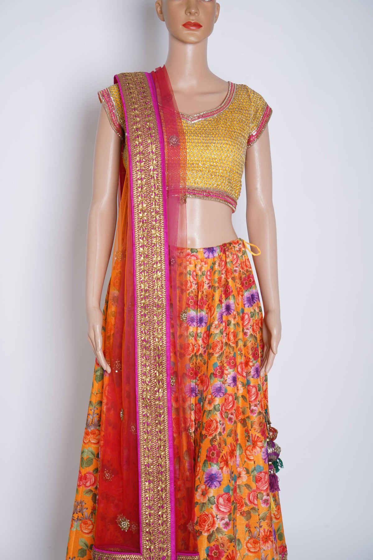 Gopi Vaid 
Floral print lehanga set of 2