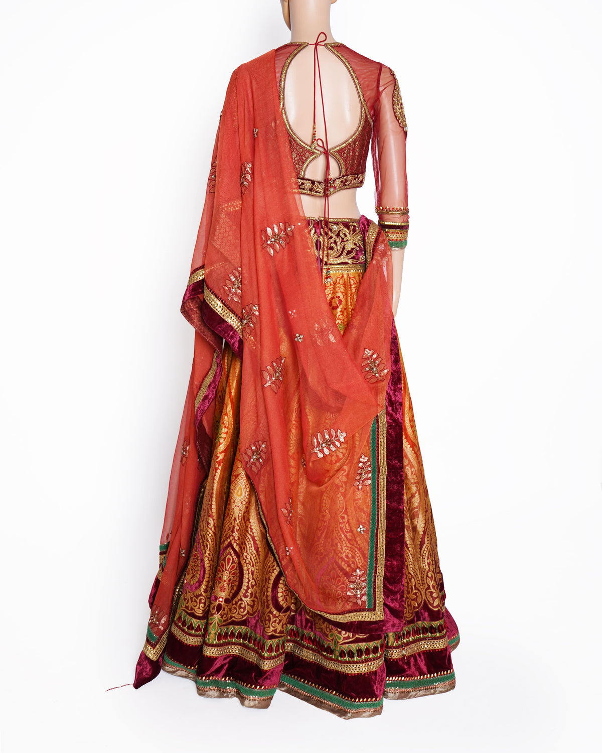 Tarun Tahiliani Heavy Embroidered Lehenga Set Of 3