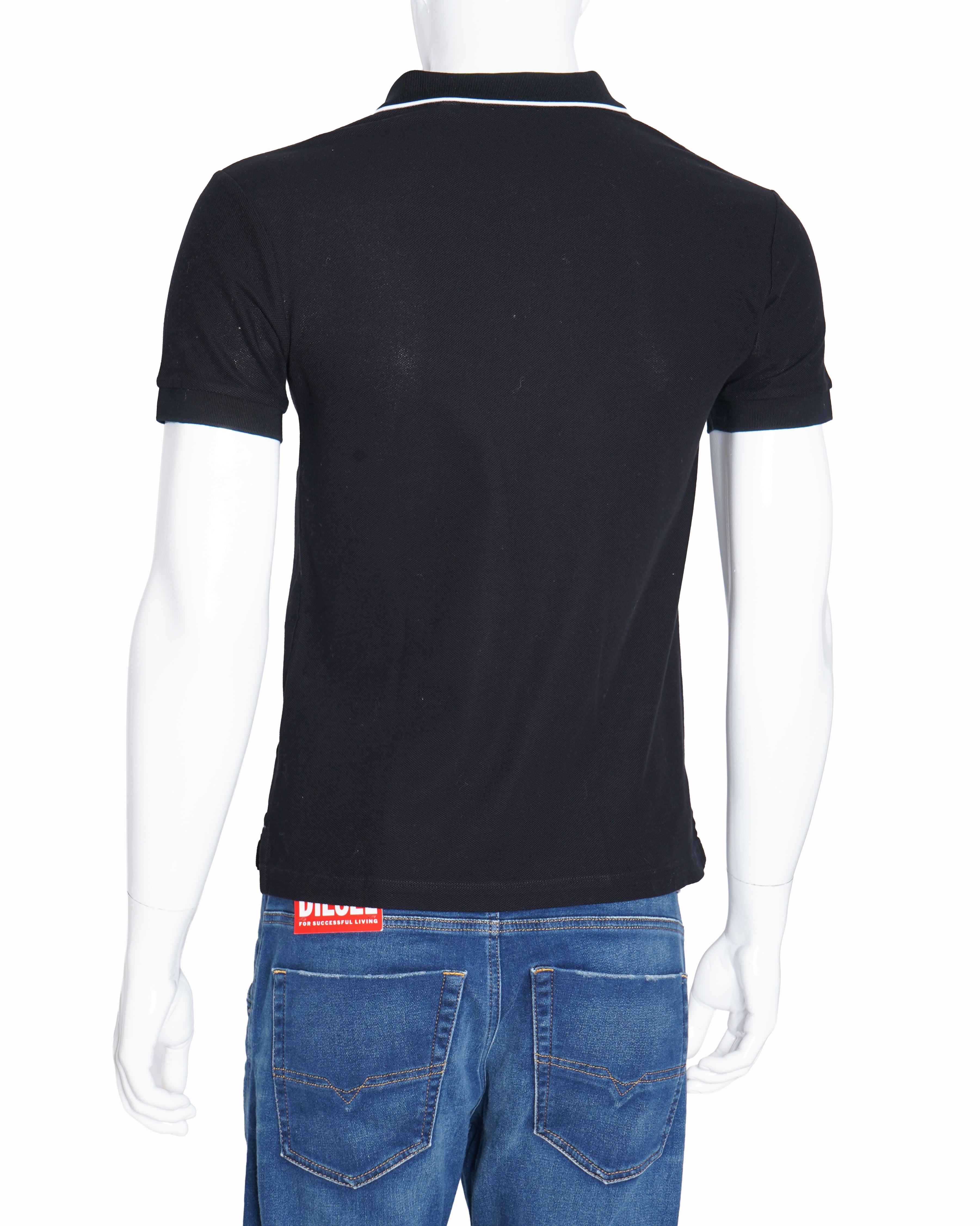 Burberry Polo t shirt in black with white strip