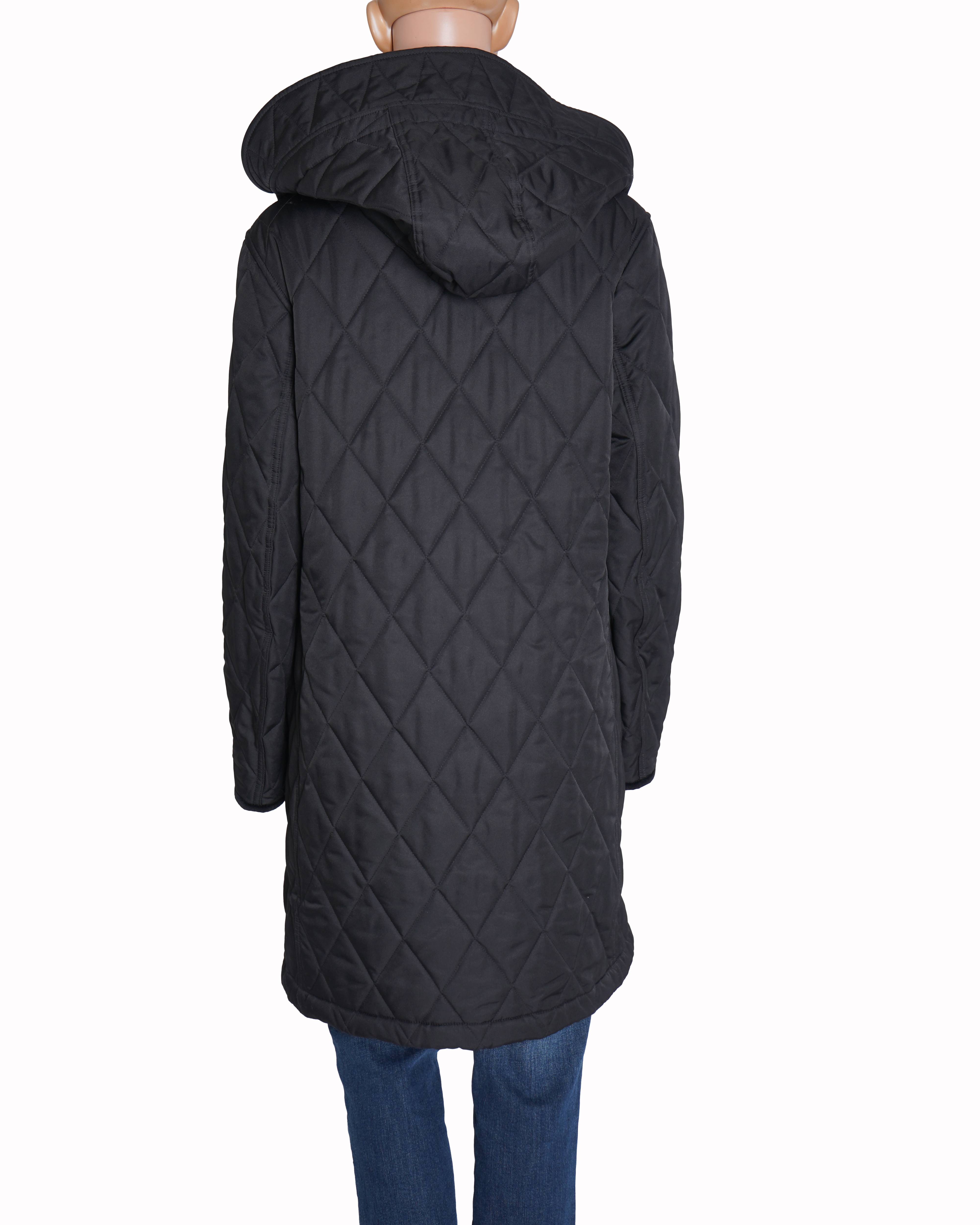 Burberry Women's Quilted Outer Jacket In Black with detachable cap