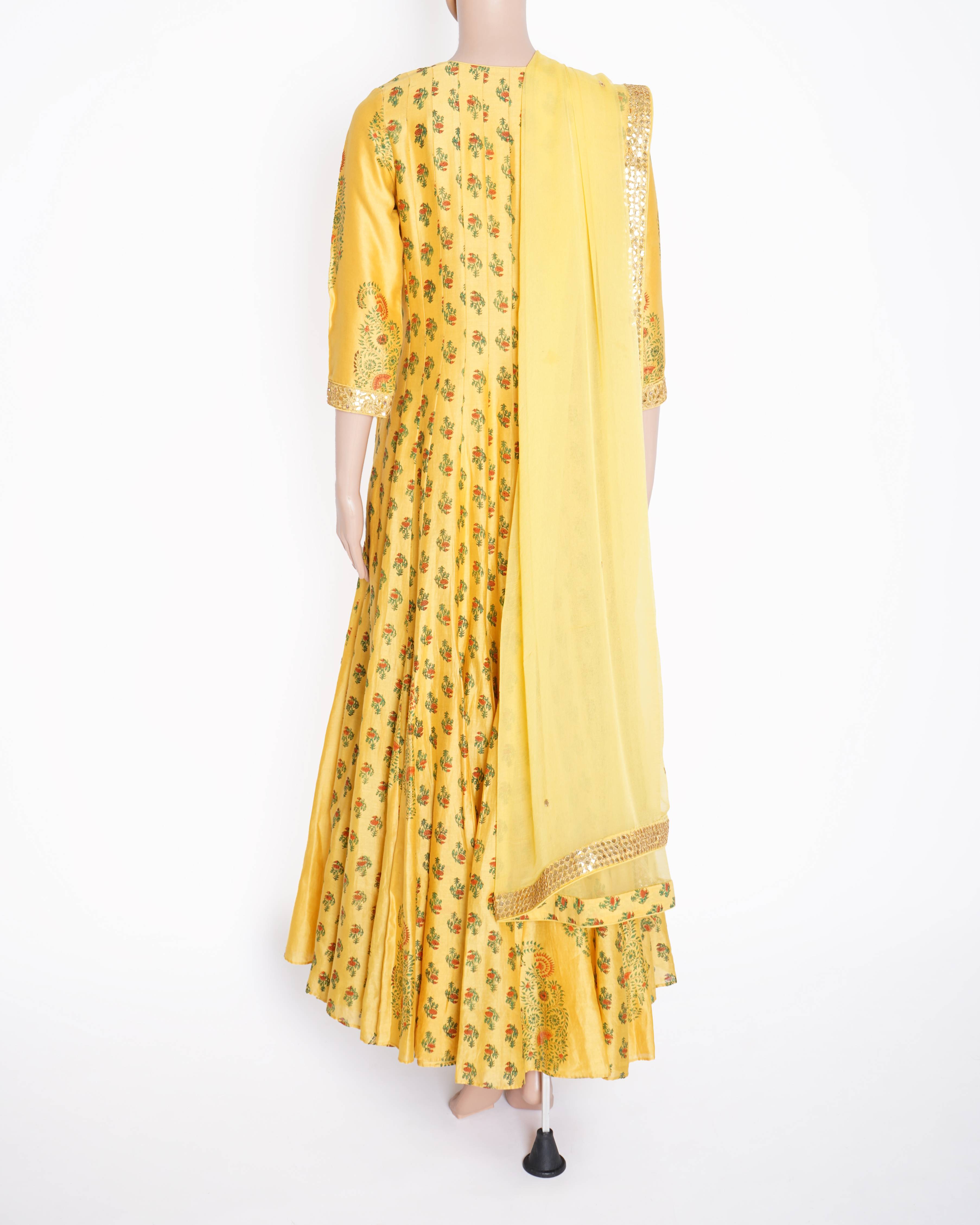 Punit Balana Anarkali set in yellow (Set Of Two)