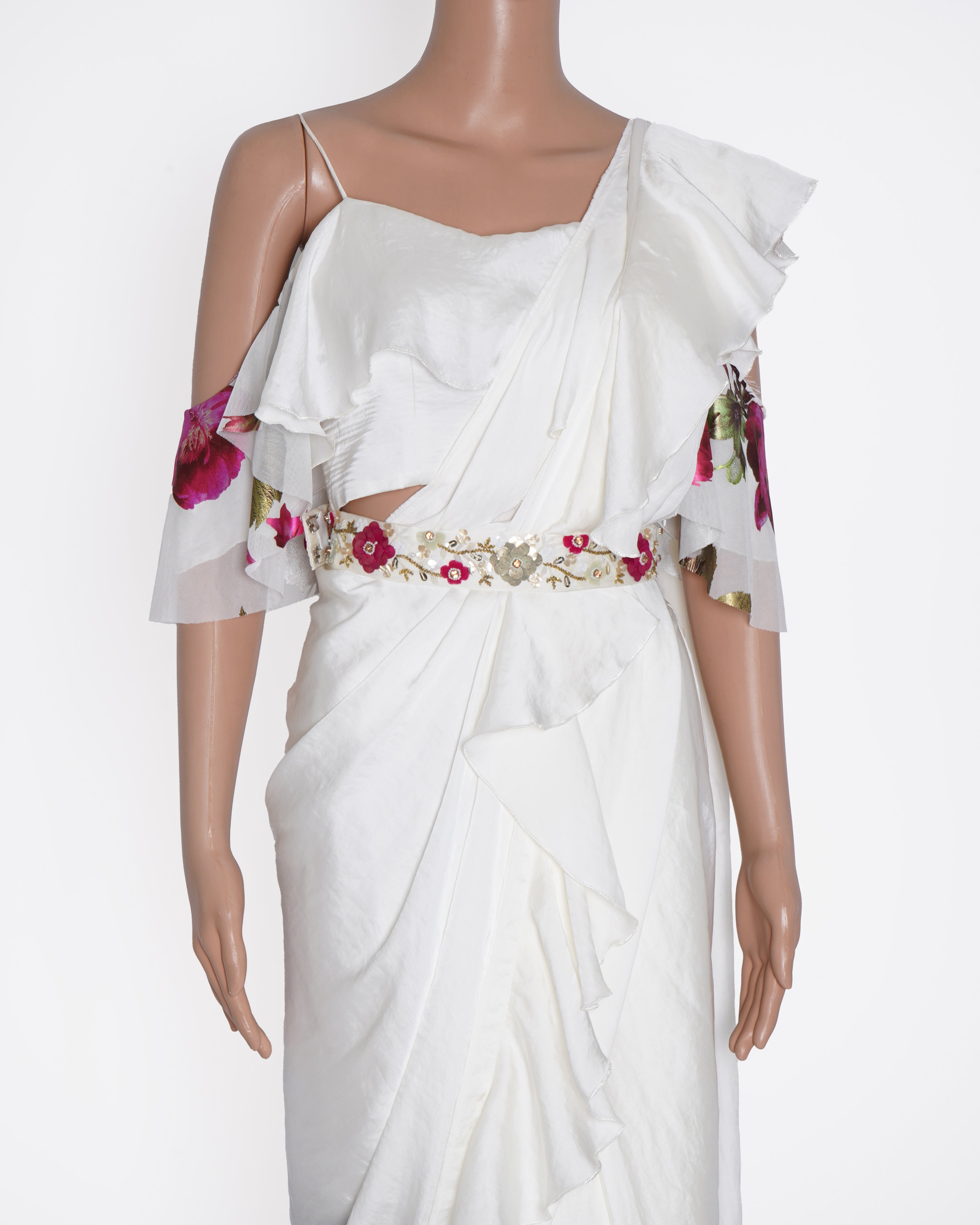 New Gunu Sahani White Printed Pre-Stitched Saree Set With Embroidered Belt