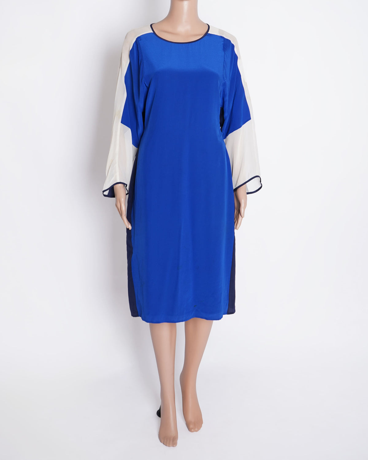BCBGMAXAZRIA Dolman Sleeve Dress In Blue