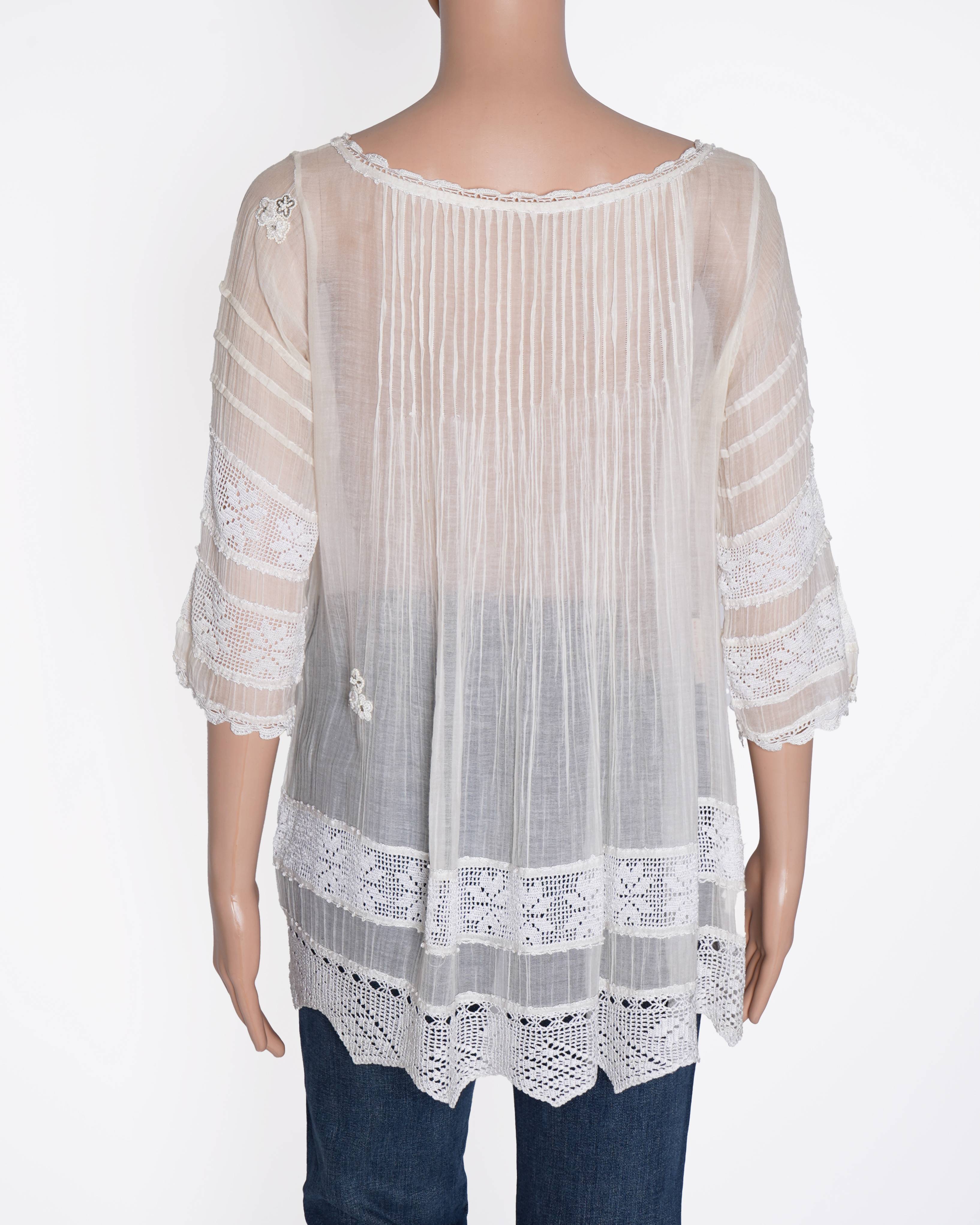 Pero Lace Top In White