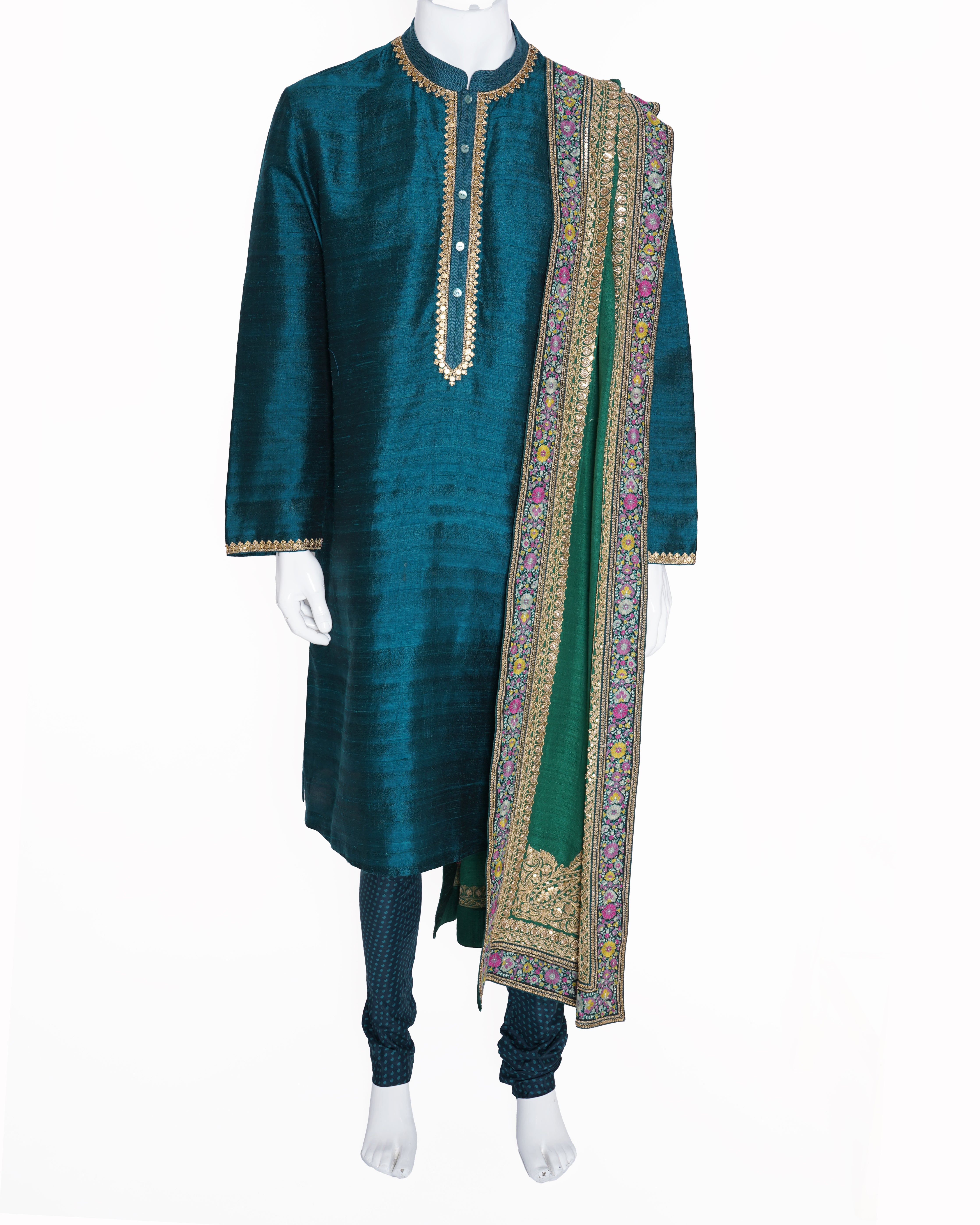Sabyasachi 
Kurta set of 3 In Green