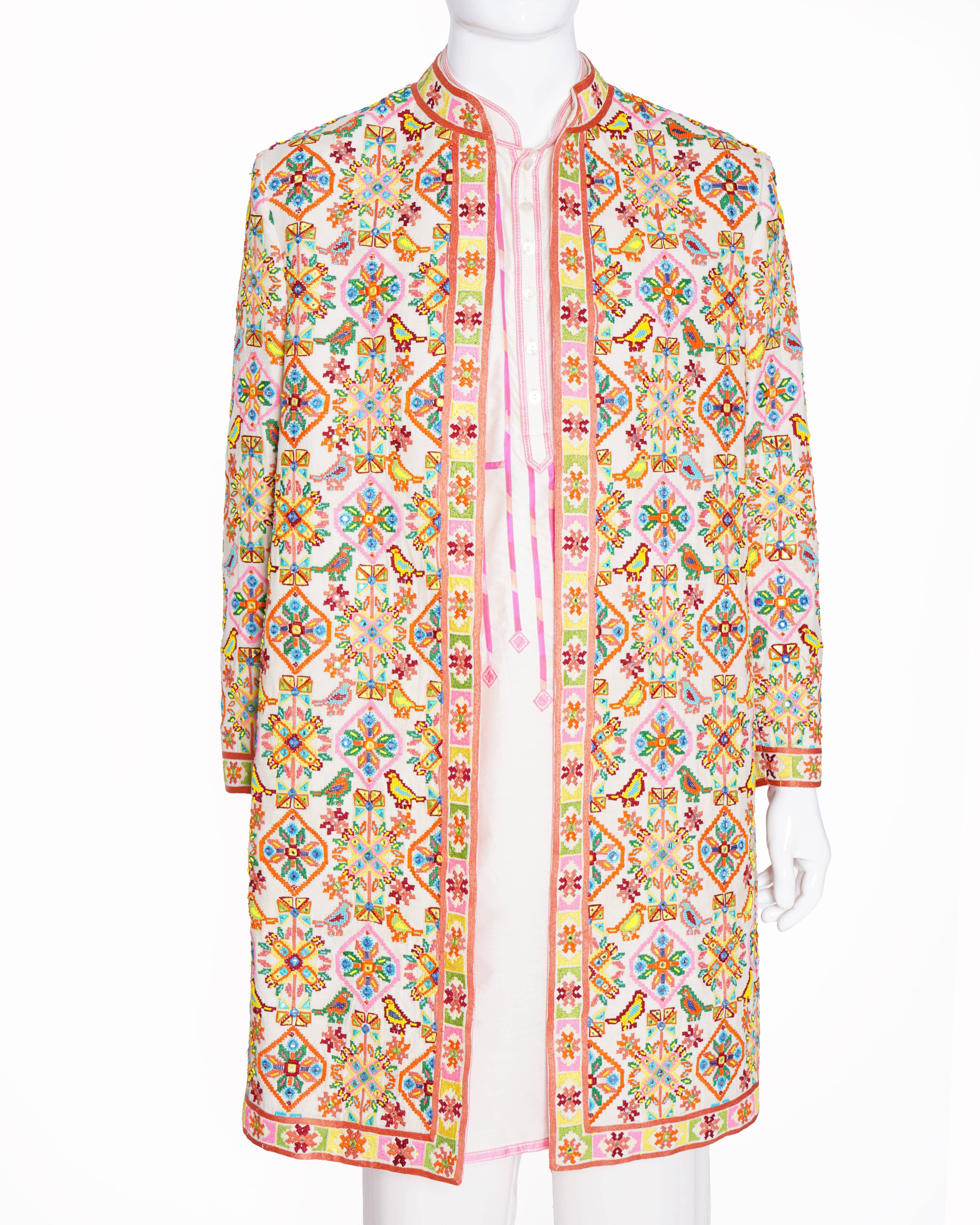 Abu Jani Sandeep Khosla Embroidered sherwani set of 2 In Multicolour
