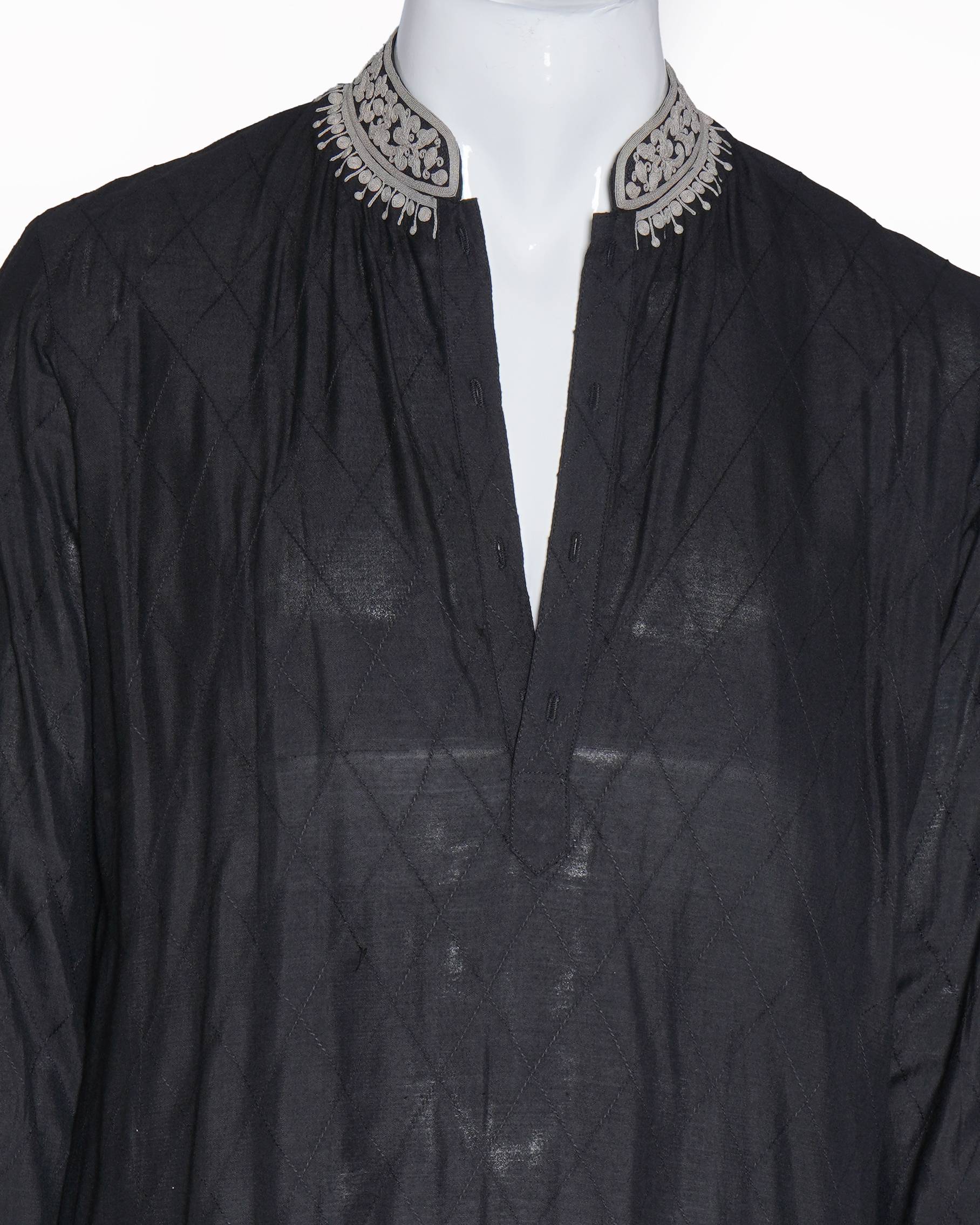 Arjun khanna black embroidered kurta