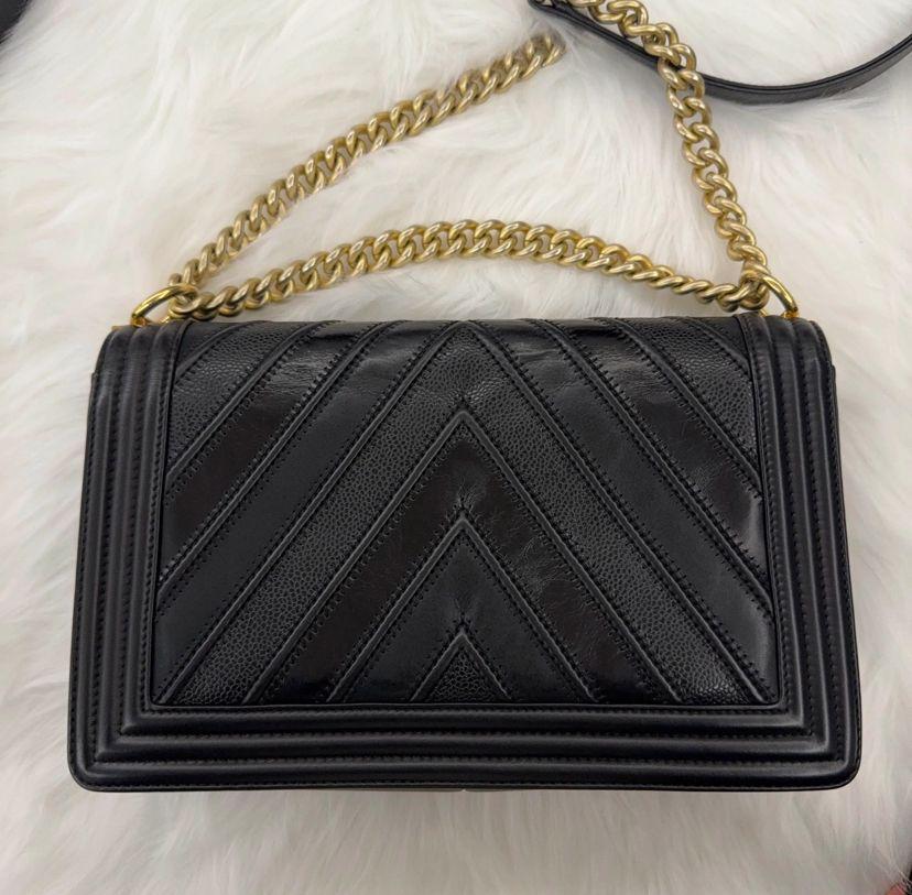 Chanel chevron Le Boy