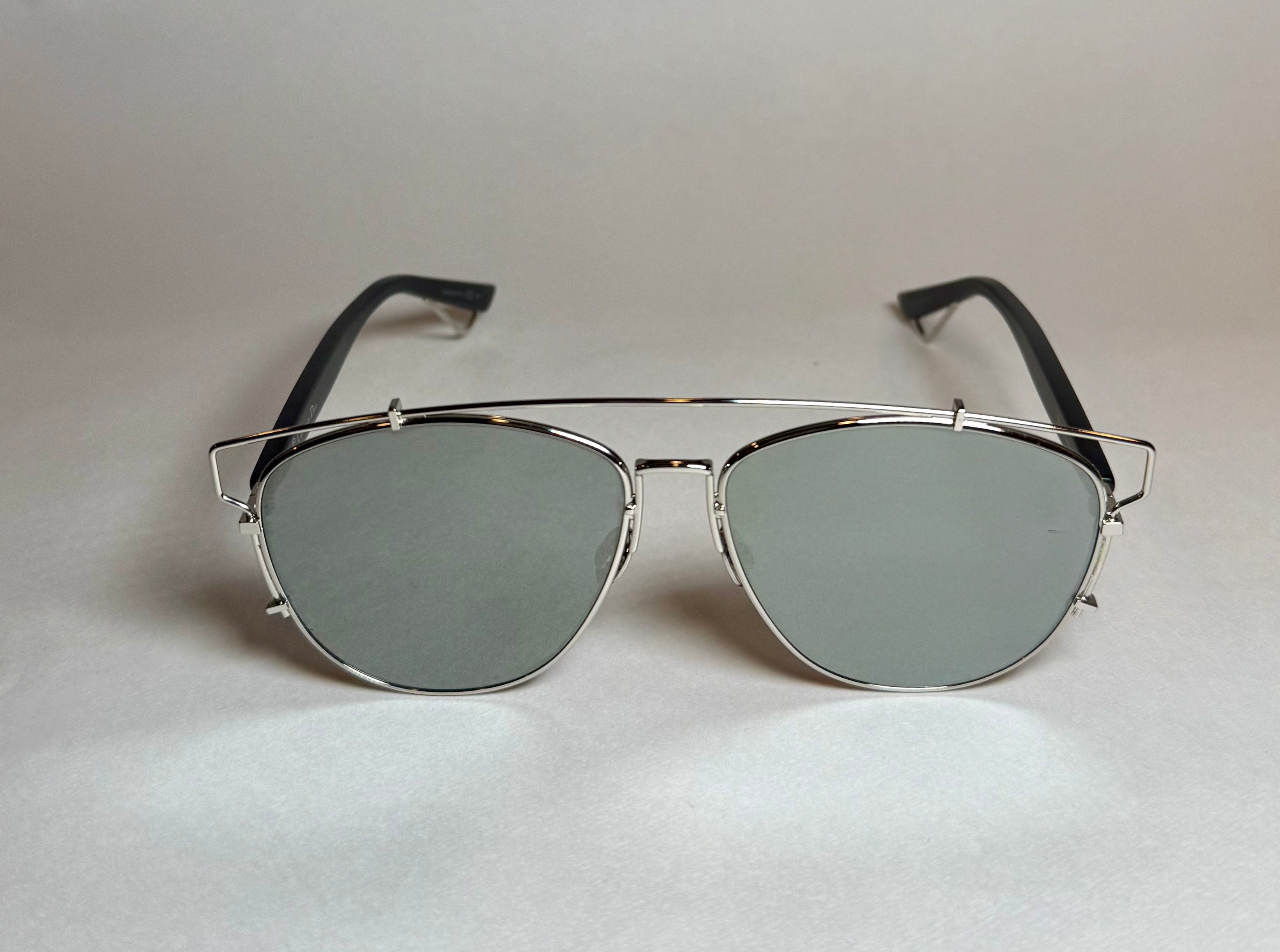 DIOR SUNGLASSES WITH SILVER RIMS