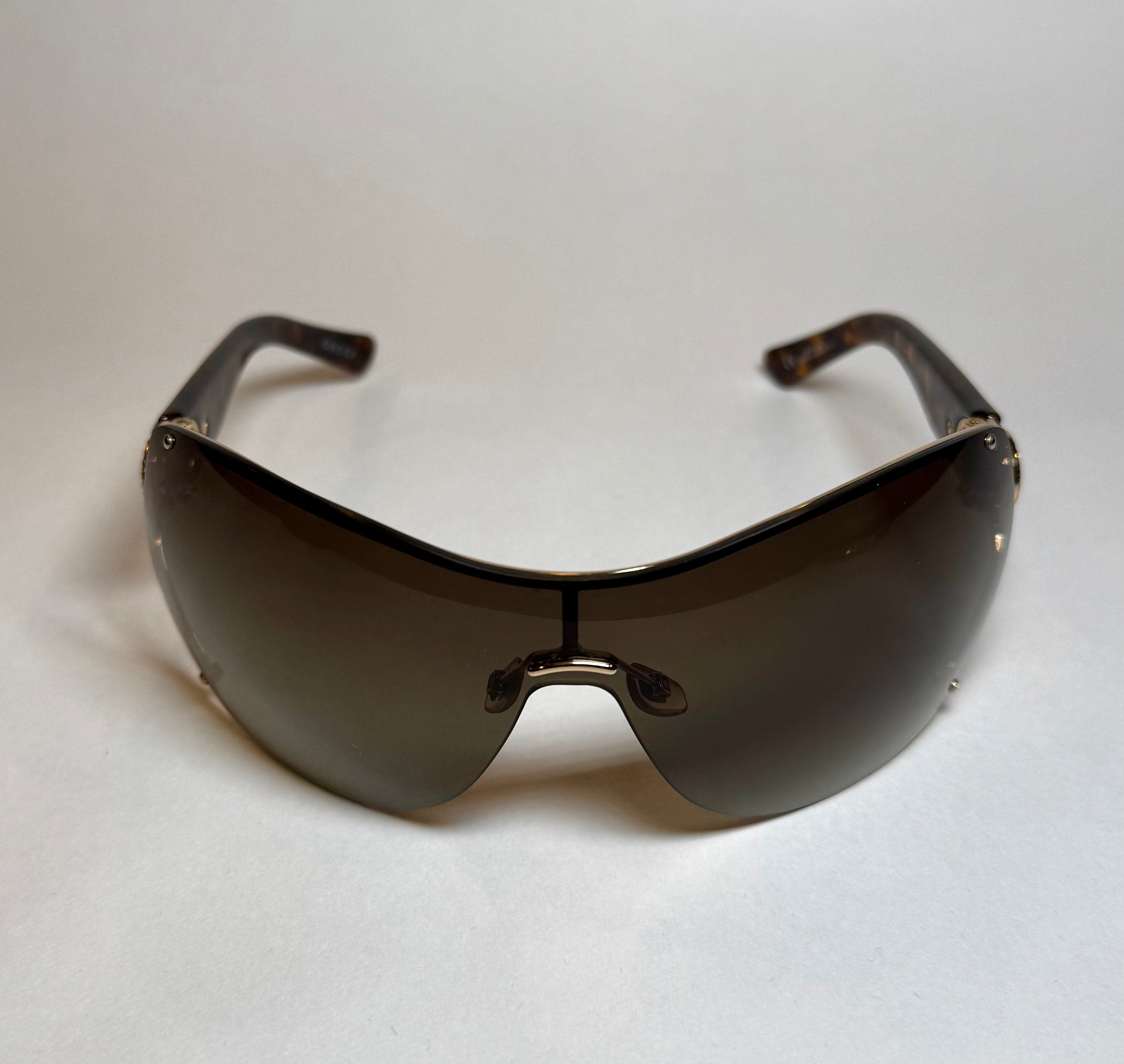 Gucci WRAP AROUND SUNGLASSES