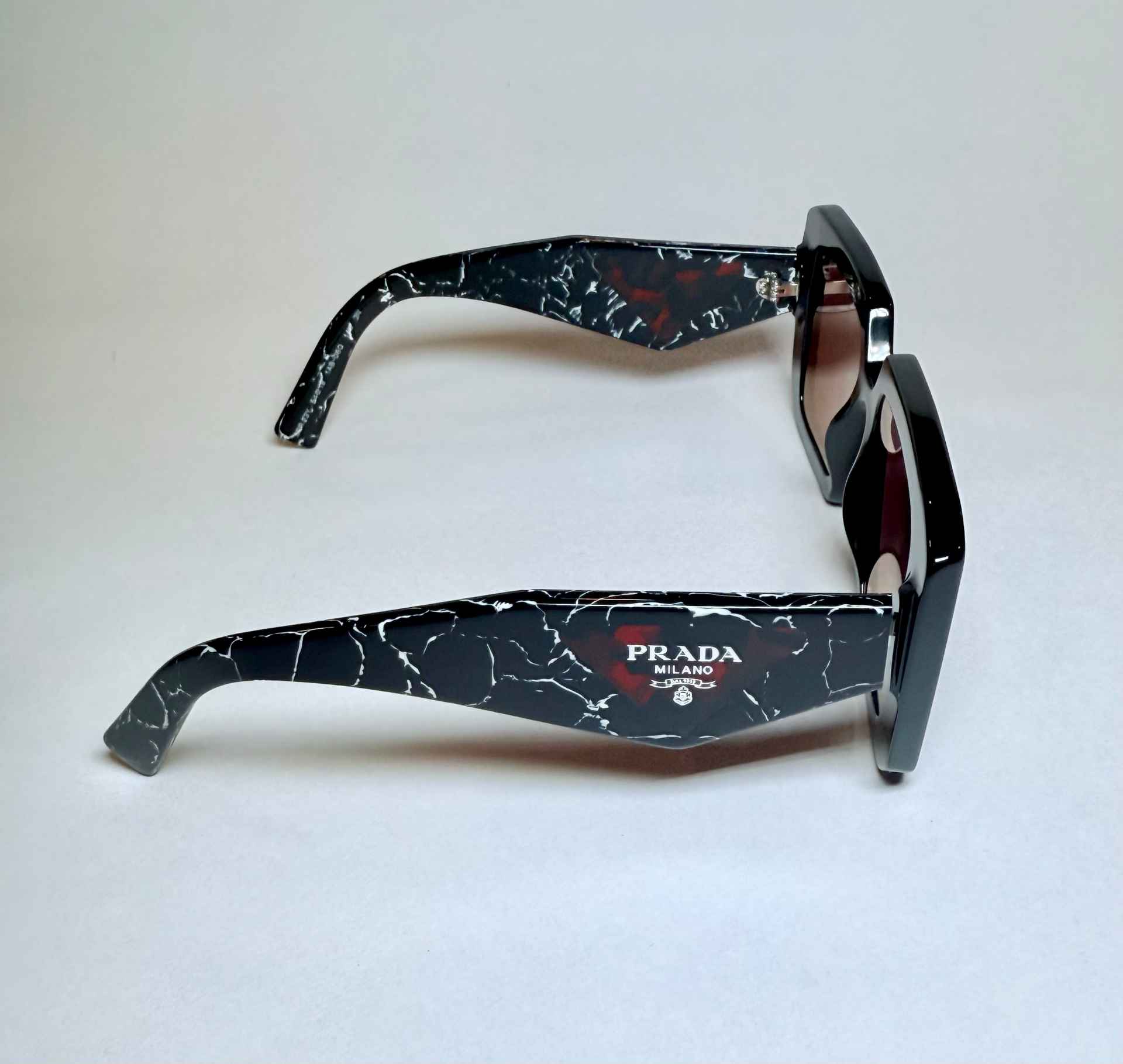 PRADA SYMBOL SHADES