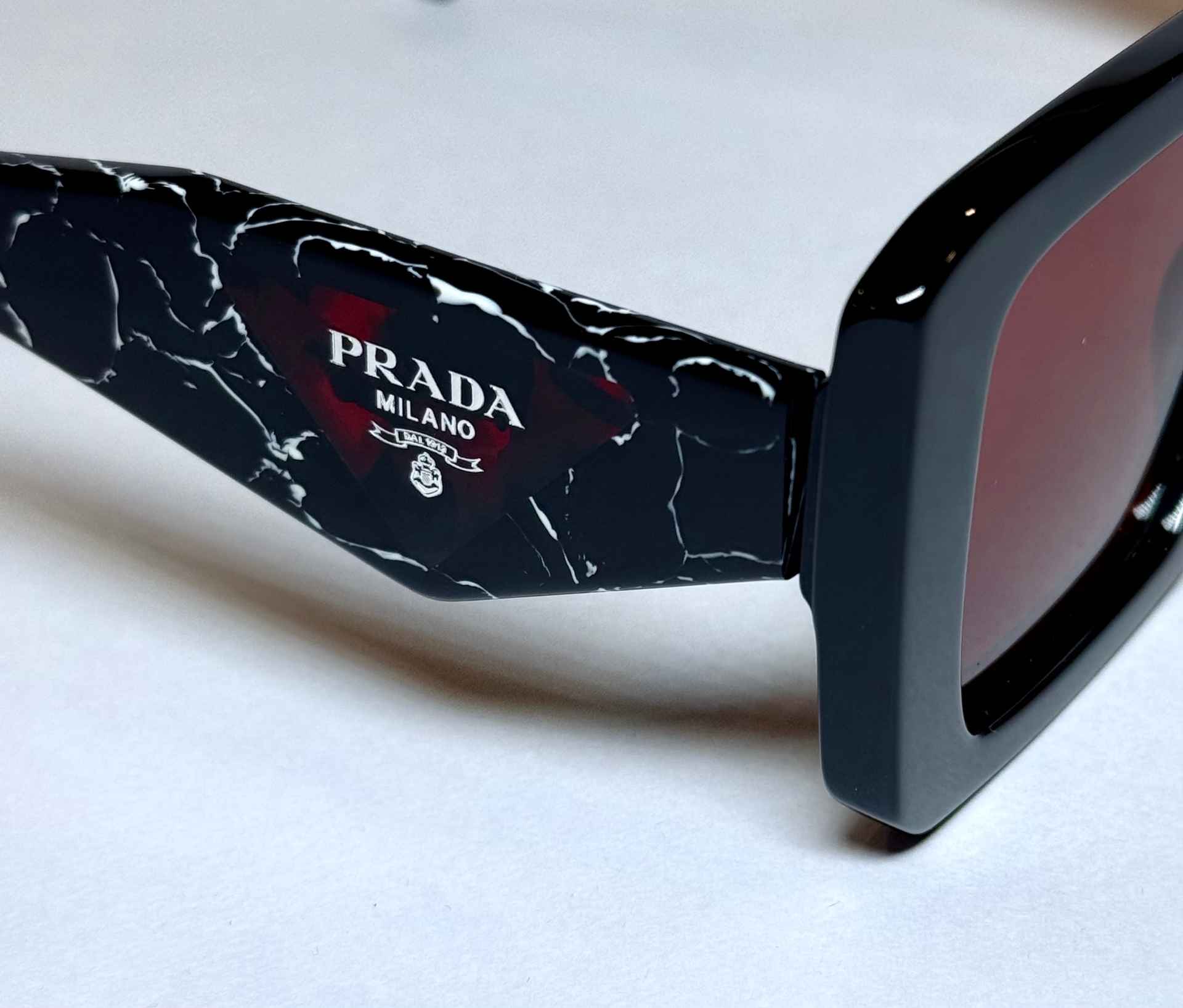 PRADA SYMBOL SHADES