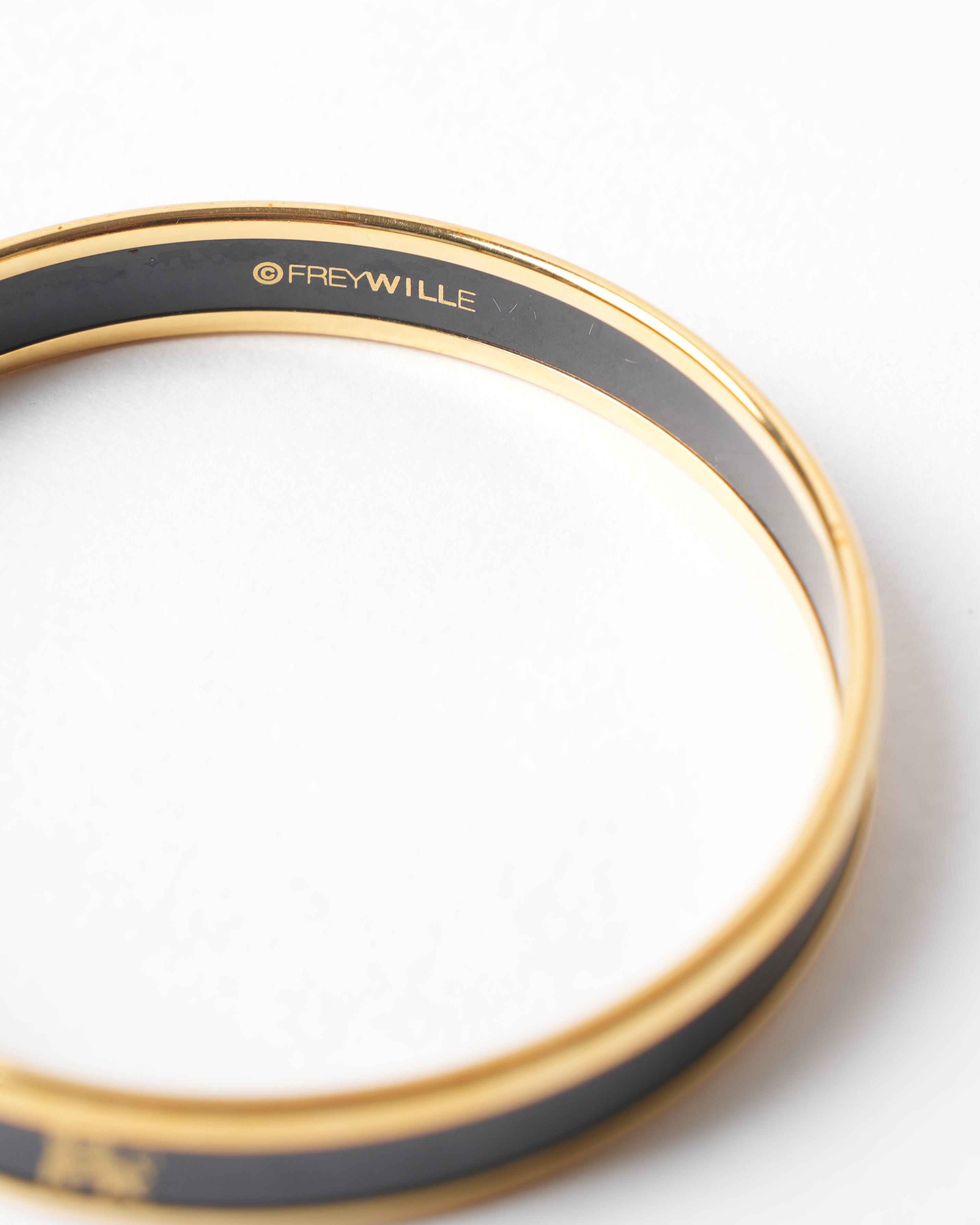 Freywille Mademoiselle Monochrome Bangle - Midnight Black