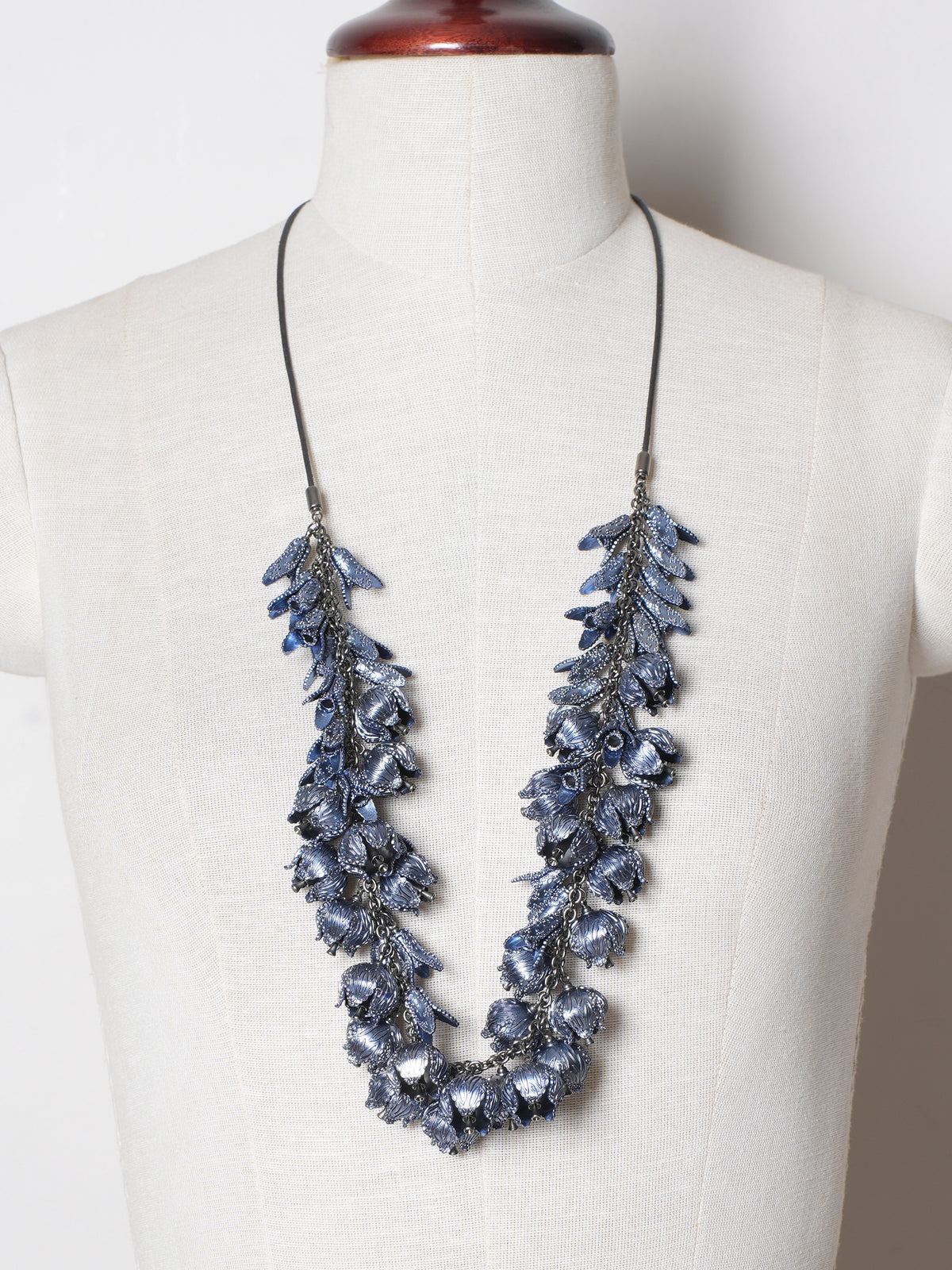 New Burberry Tulip Necklace