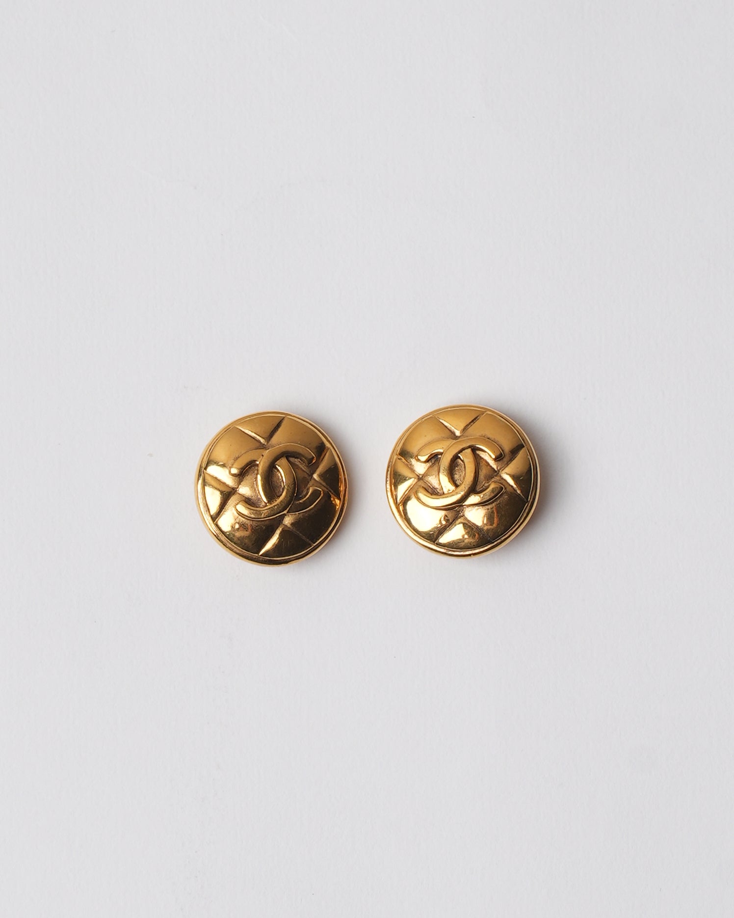 Vintage Chanel Gold Plated 1990's Earring