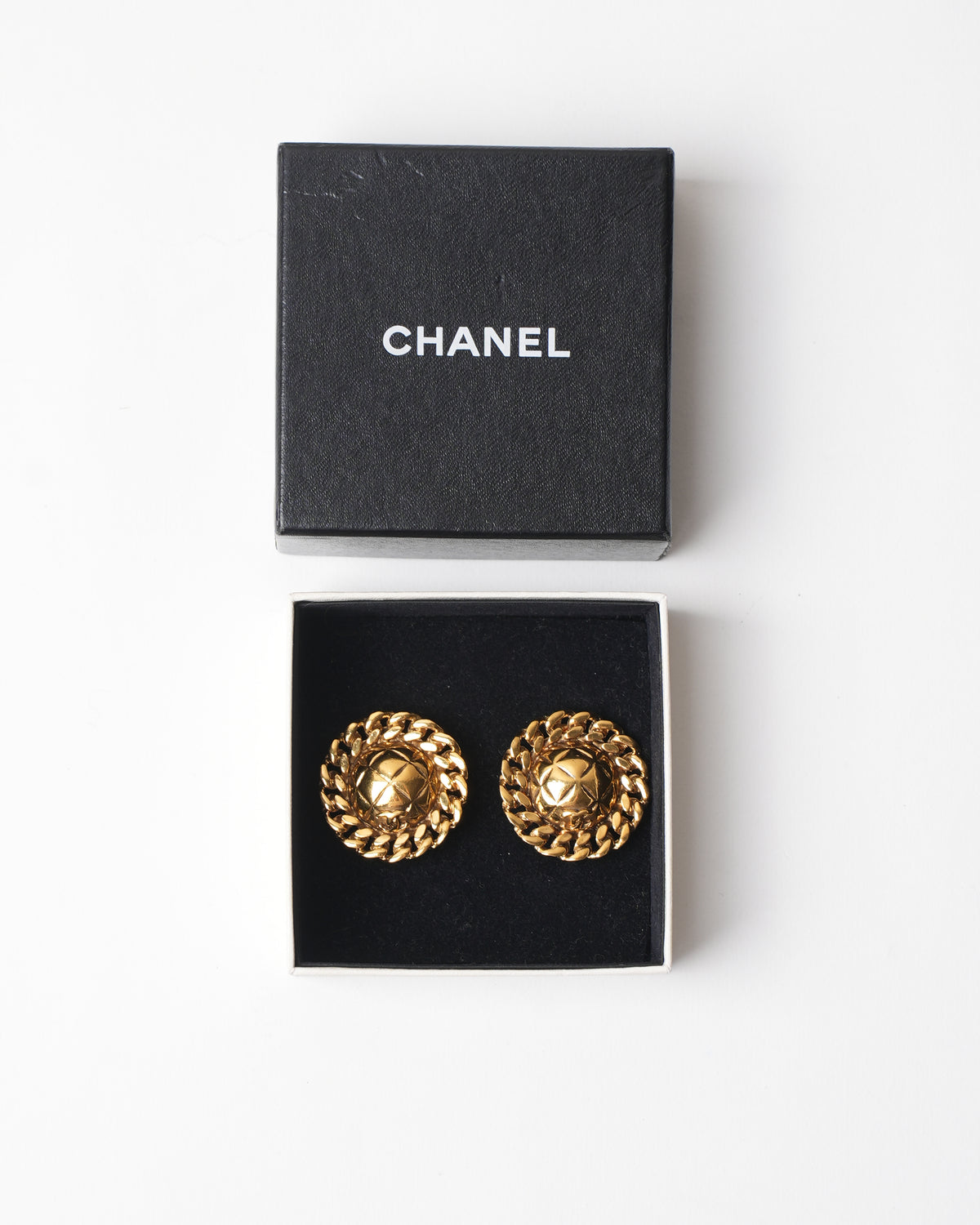 Vintage Chanel Gold Plated since 1990 Earrnig