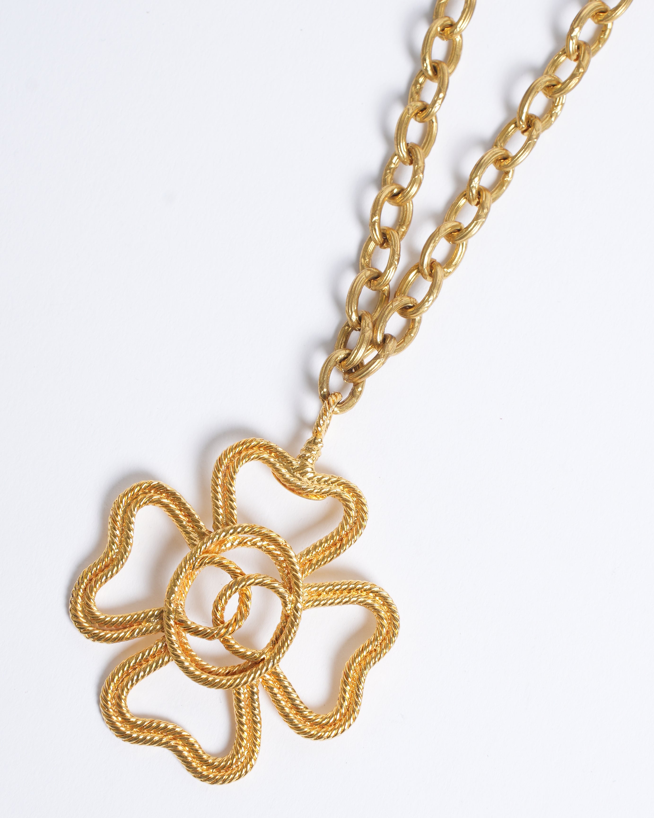 Vintage Chanel Gold Plated Flower necklace