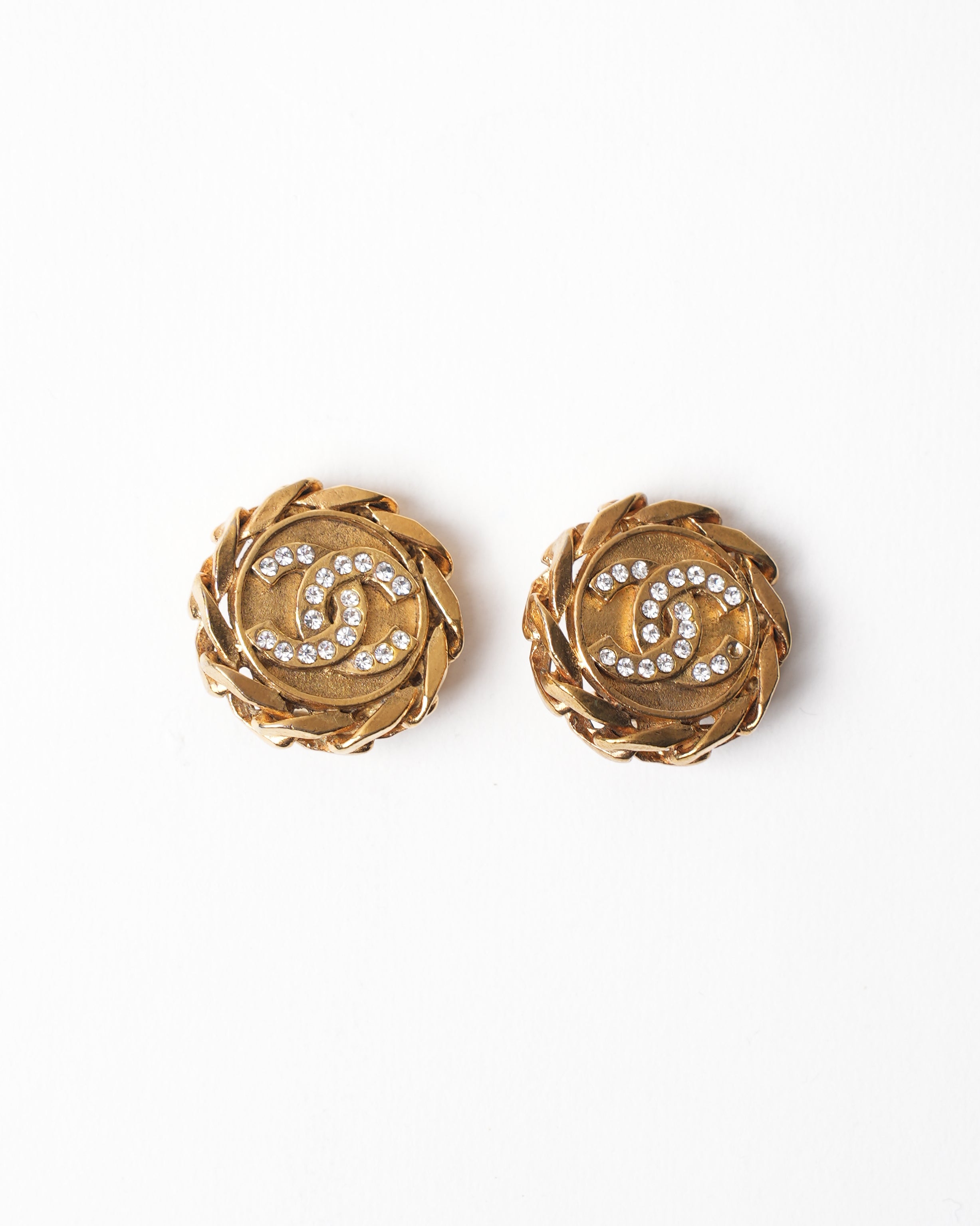 Vintage Chanel Gold Plated since 1990's Earring