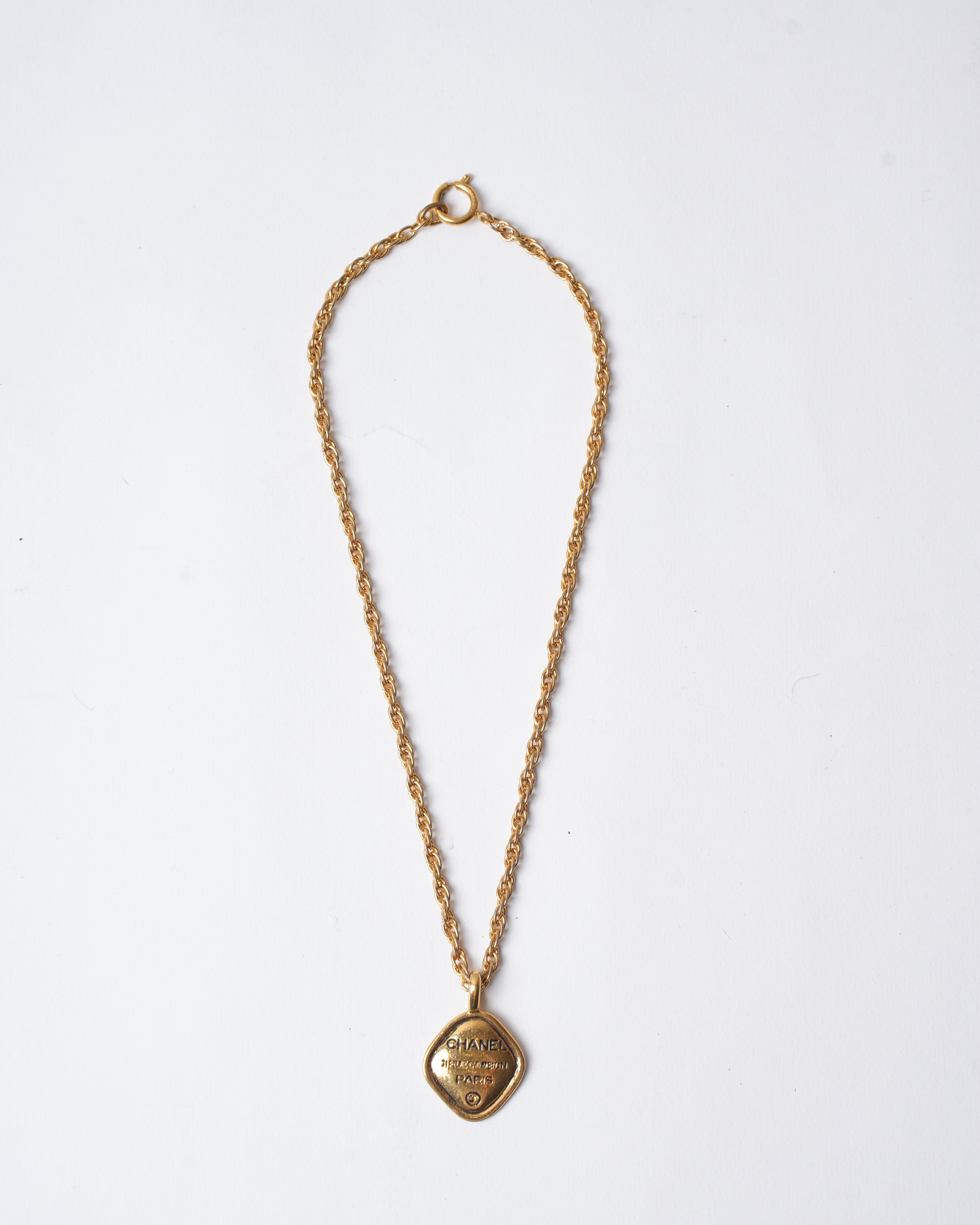 Vintage Chanel 90's Gold Plated Necklace Rue Cambon