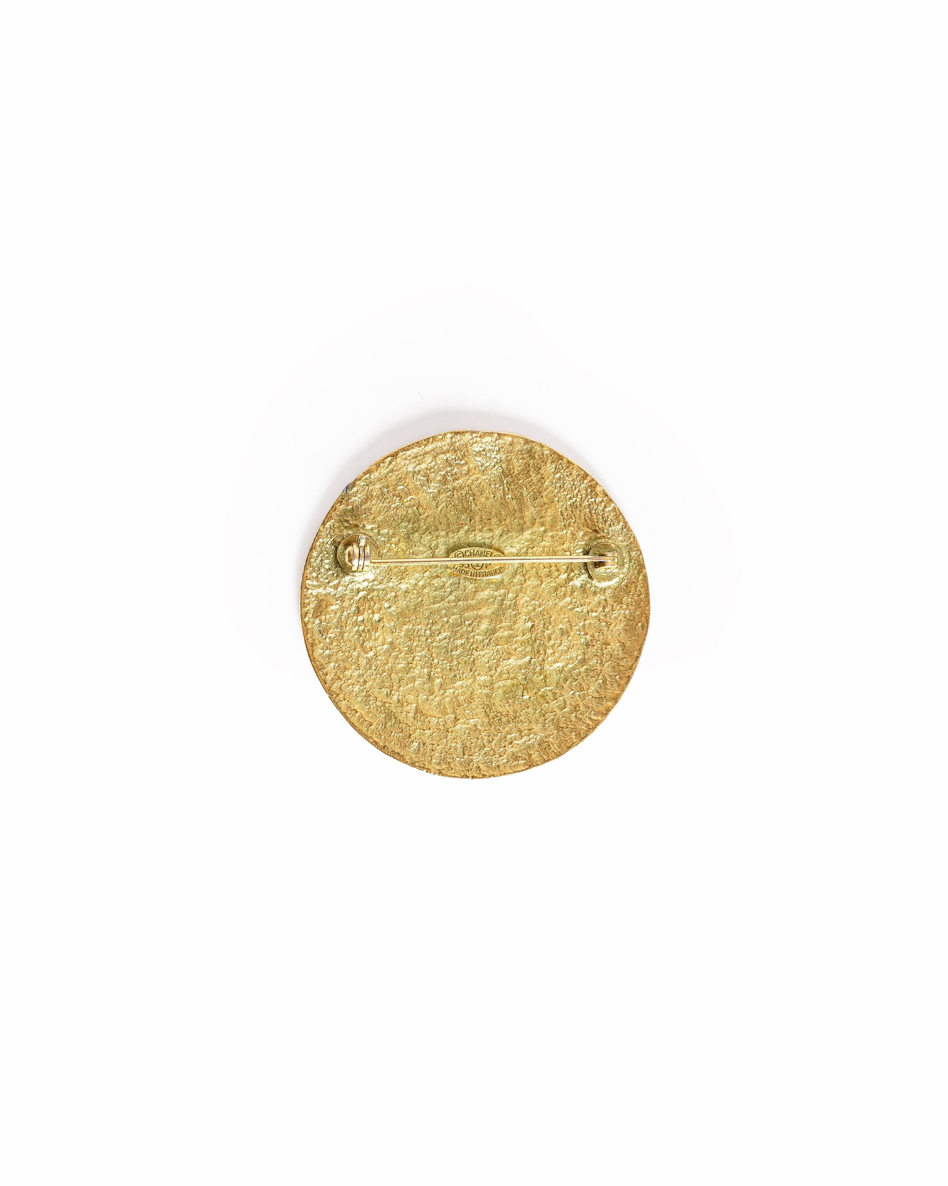 Vintage  Chanel CC logo-embossed Brooch, Made In France 1995