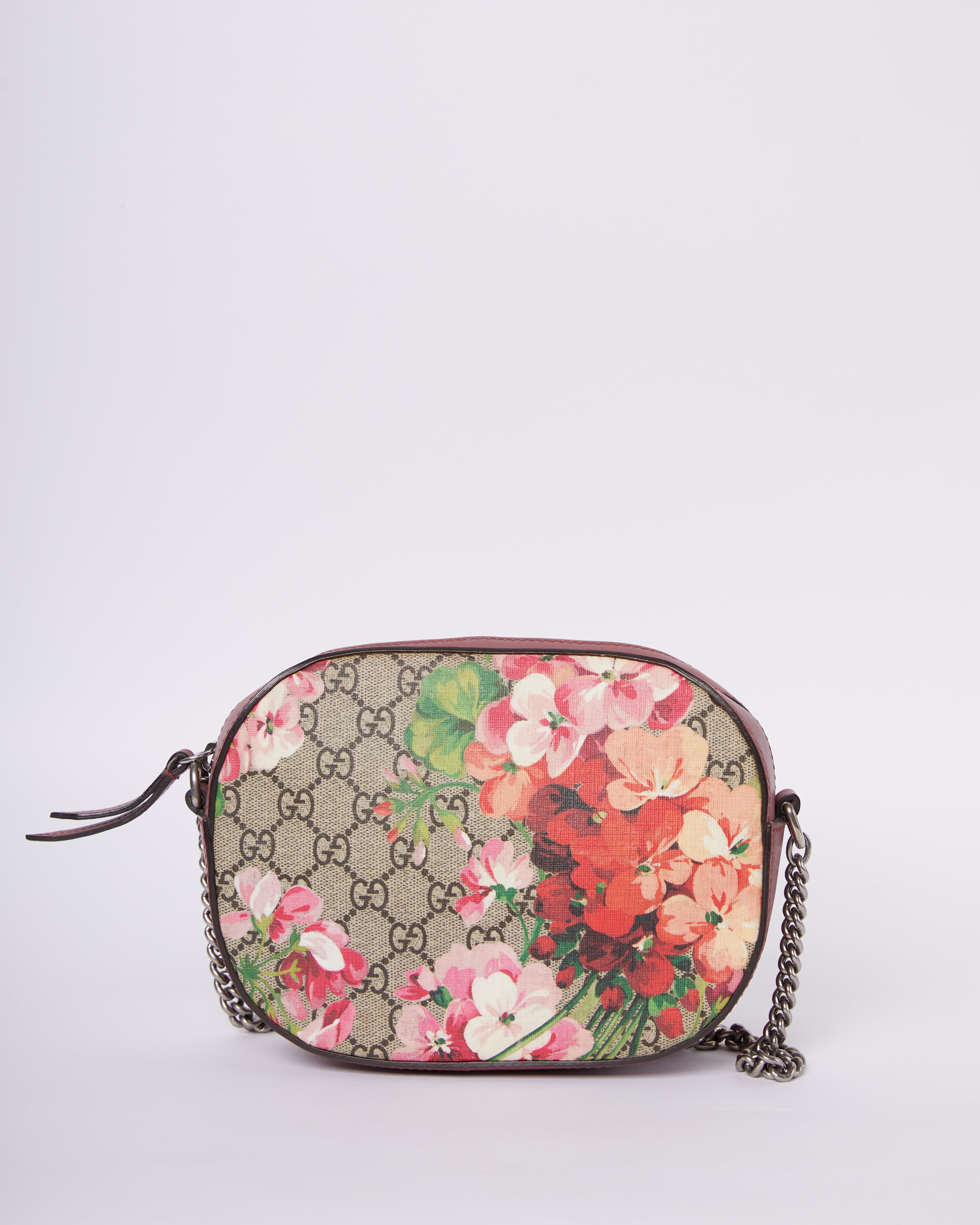 Gucci blooms gg supreme mini chain crossbody bag sale