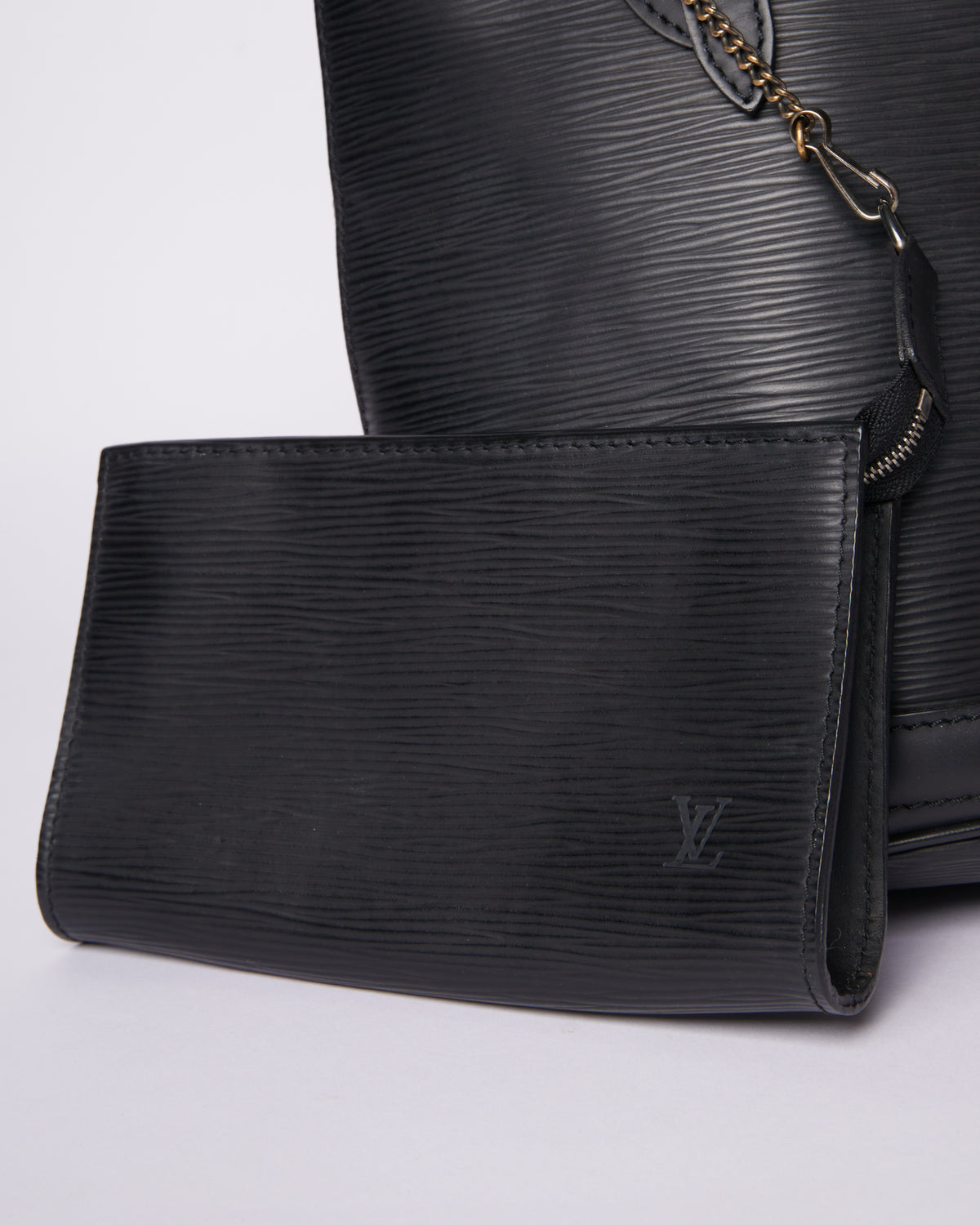 LV Epi Bucket Tote With Wallet
