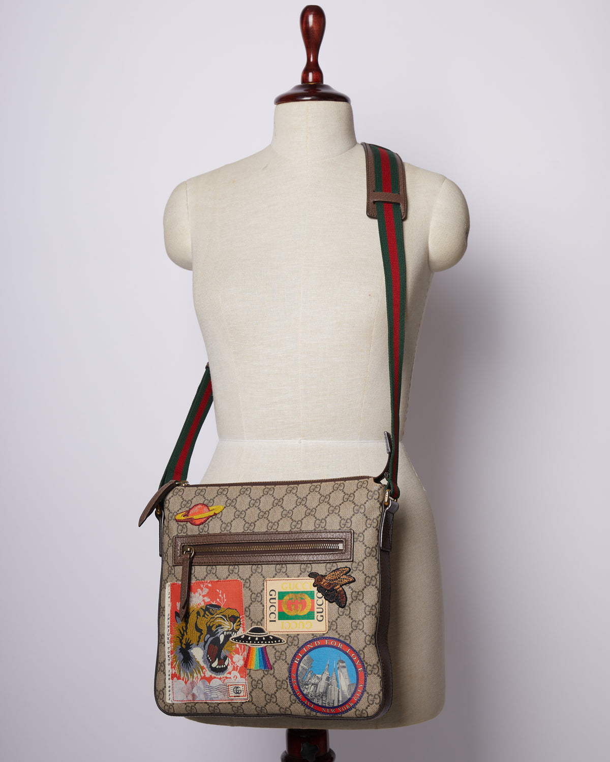 Gucci GG Supreme Messanger Bag