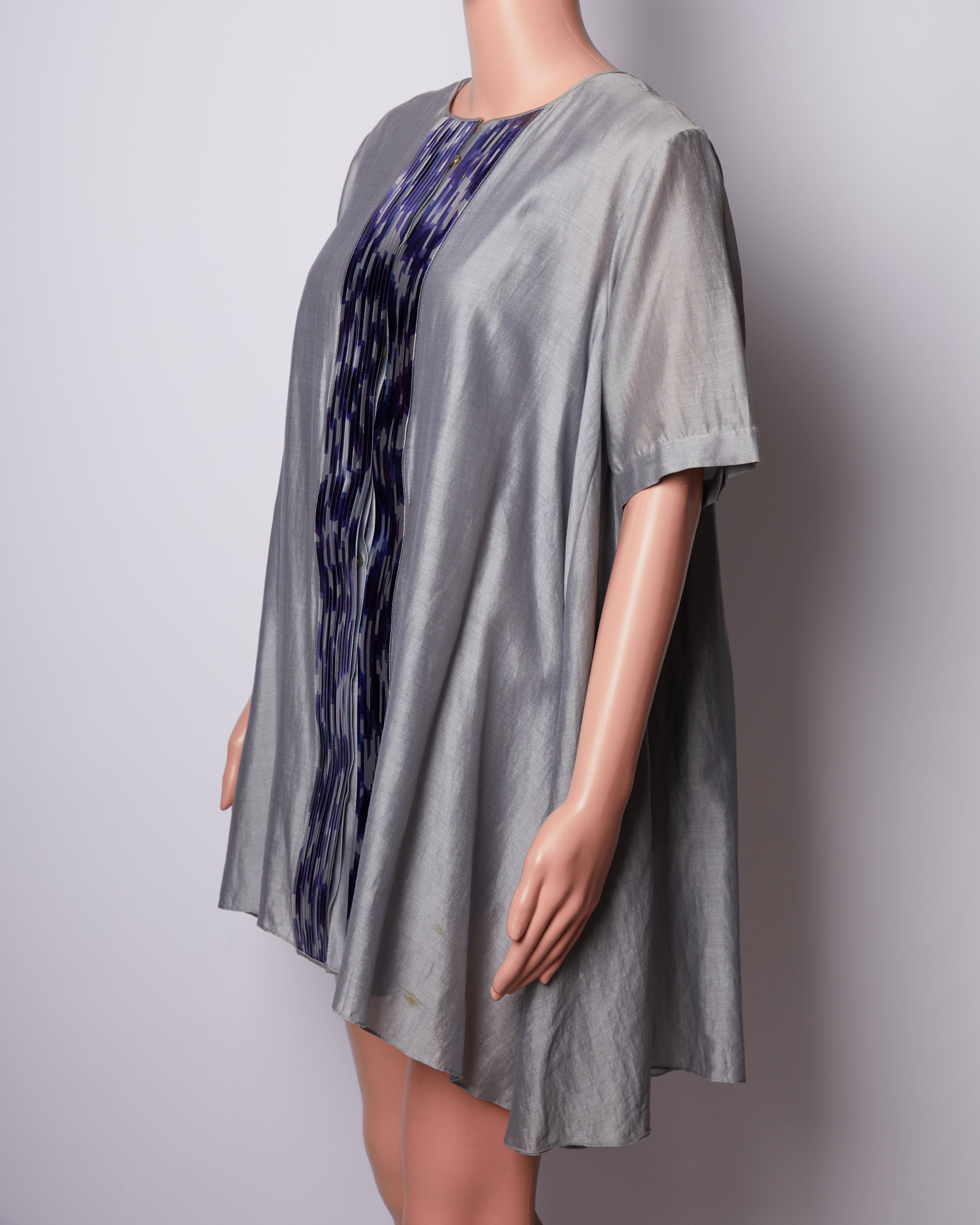 Amit Agarwal Grey top