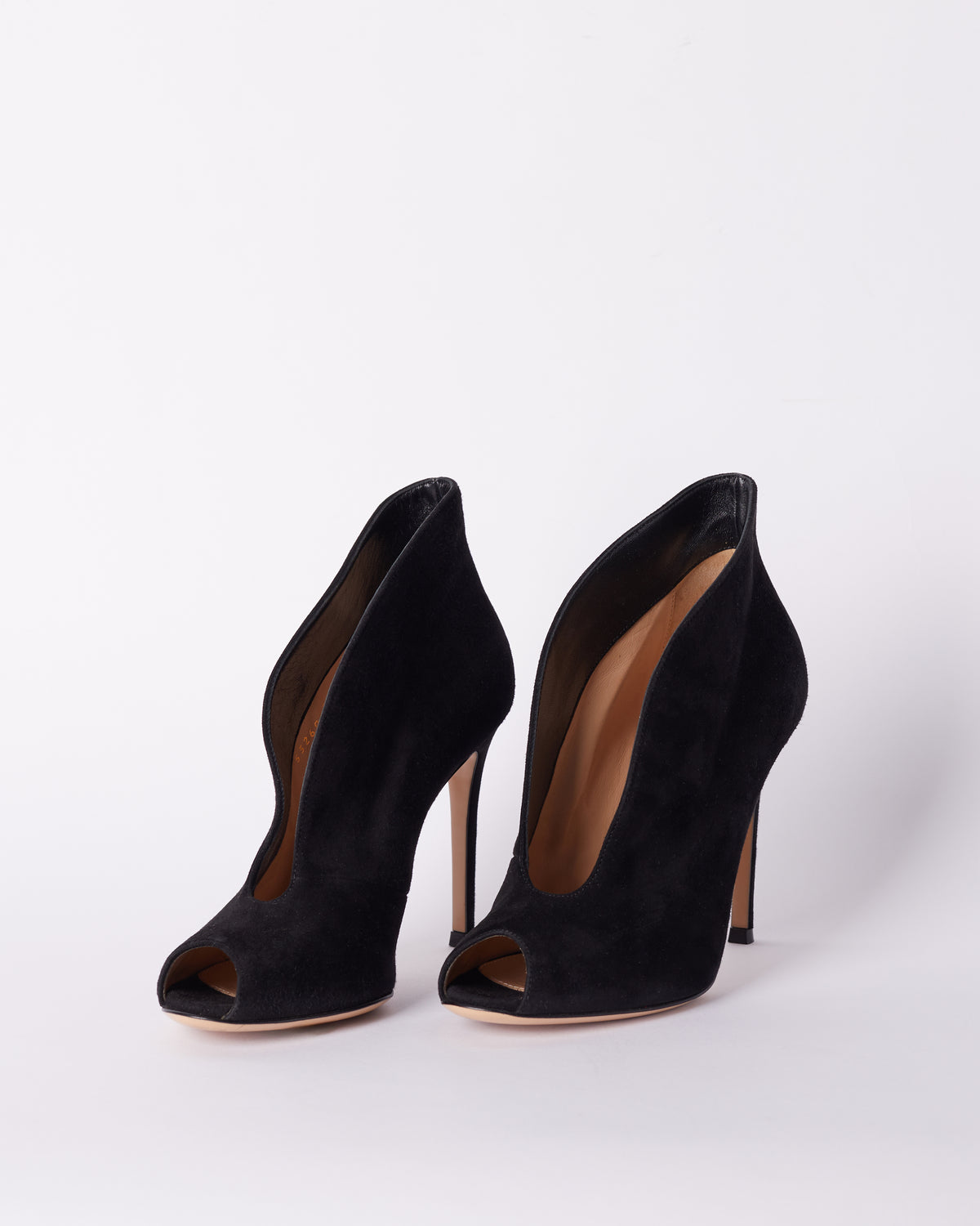 Gianvito Rossi Vamp In Signature Style Heels