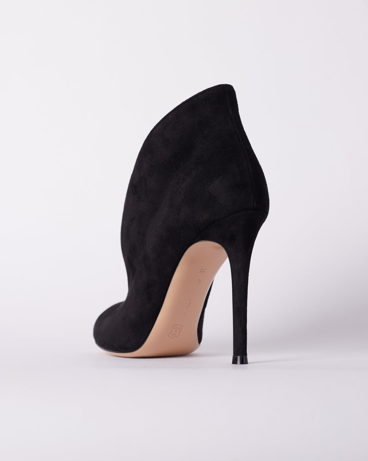 Gianvito Rossi Vamp In Signature Style Heels