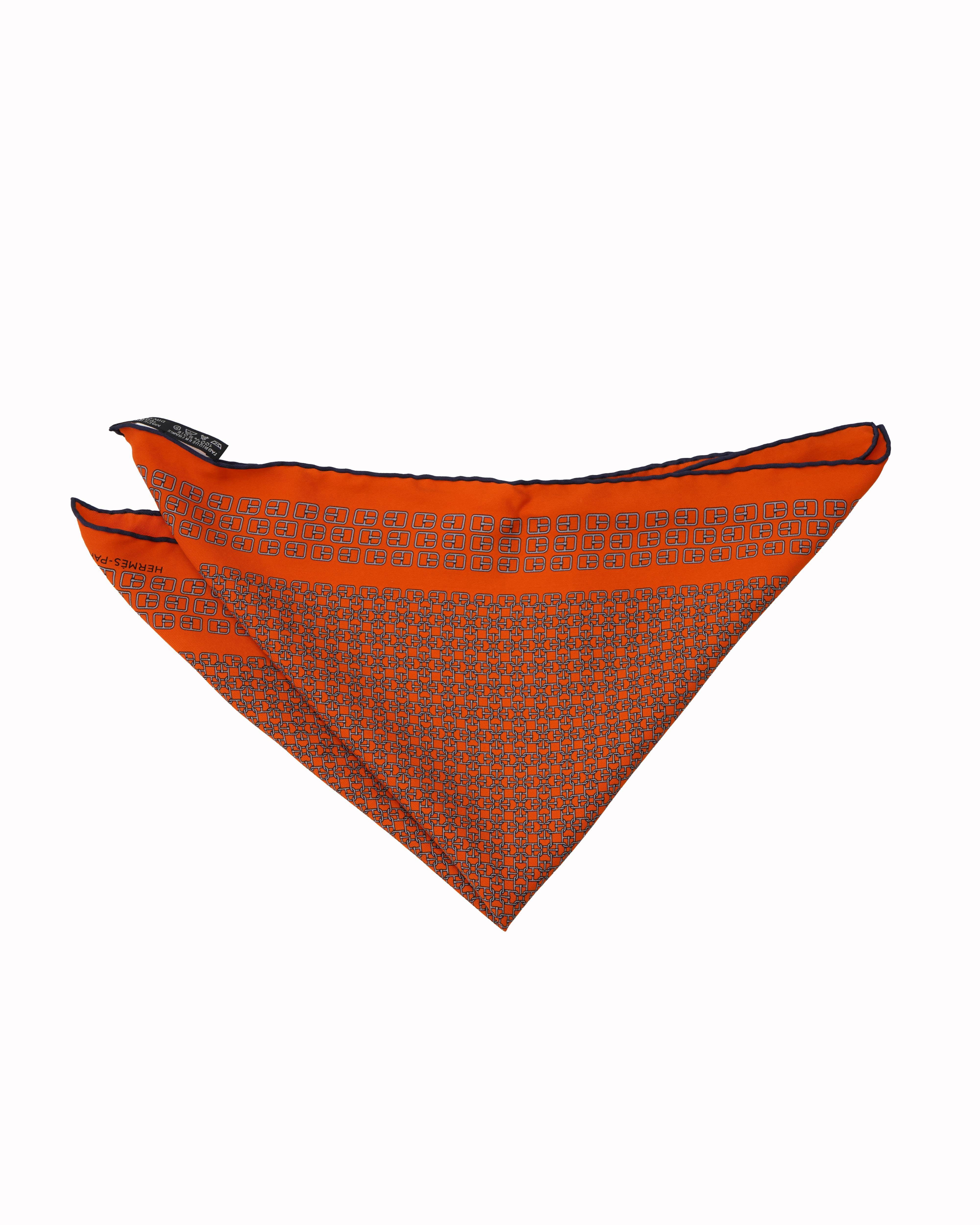 New Hermes Interlocked Buckle Pocket Square In Silk