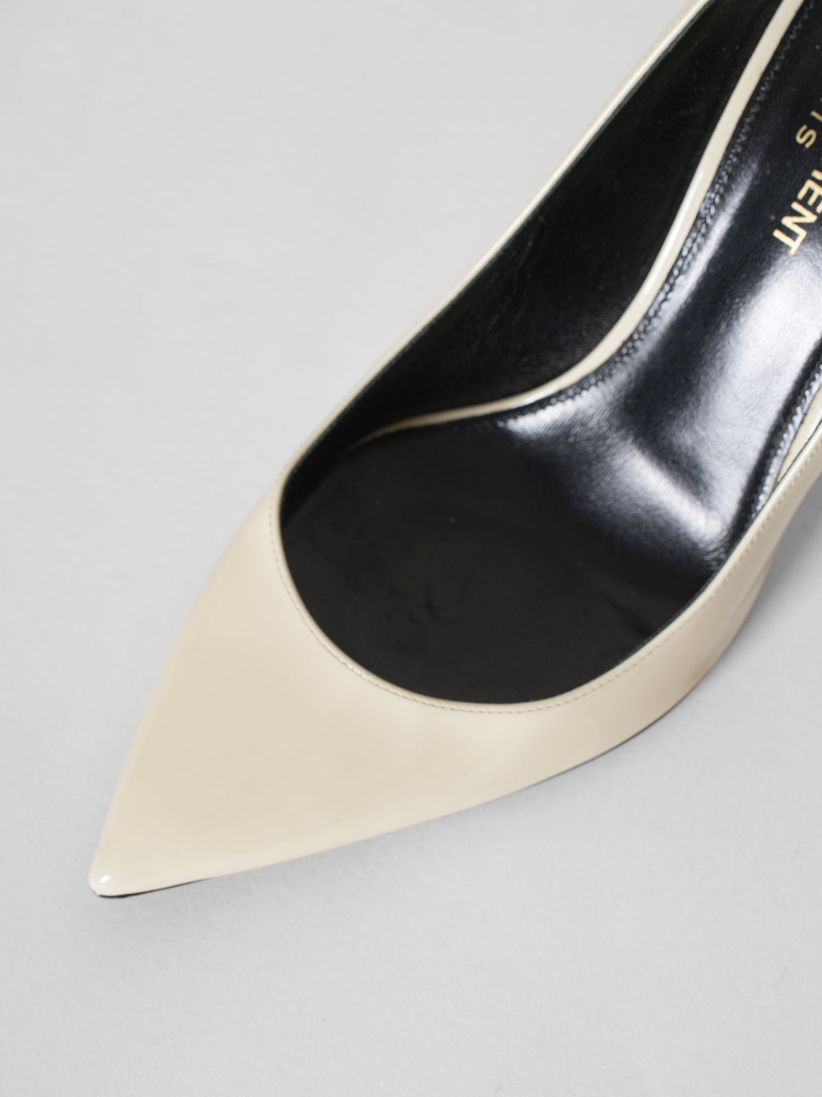 Saint Laurent Patent YSL Heel Pumps